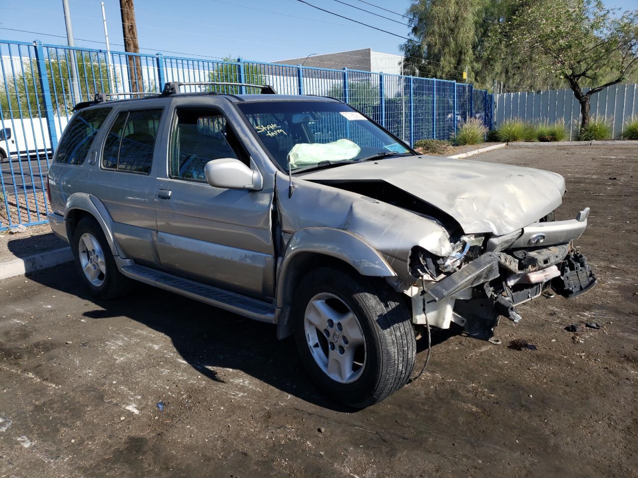 2001 INFINITI QX4
