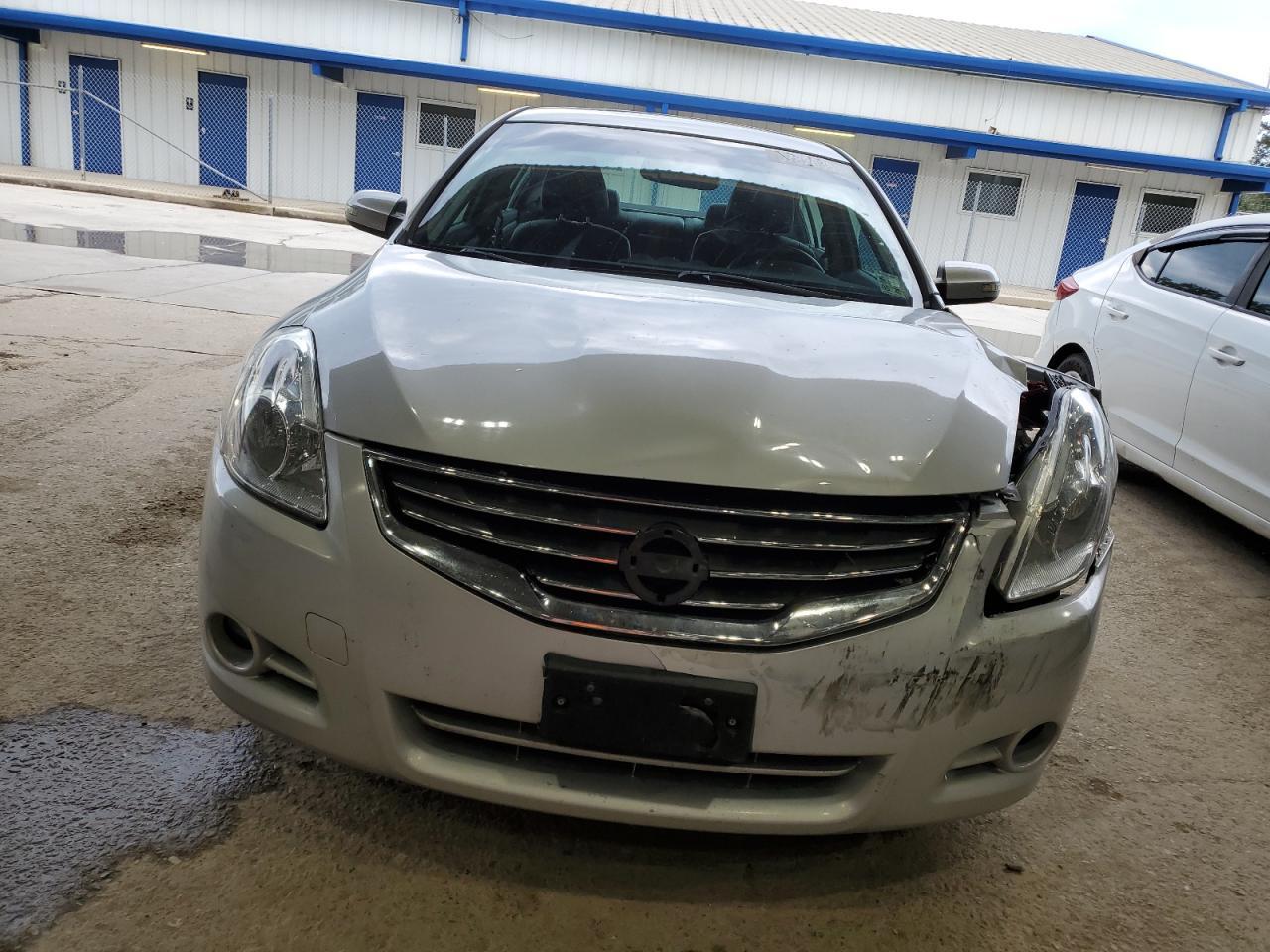 2010 NISSAN ALTIMA