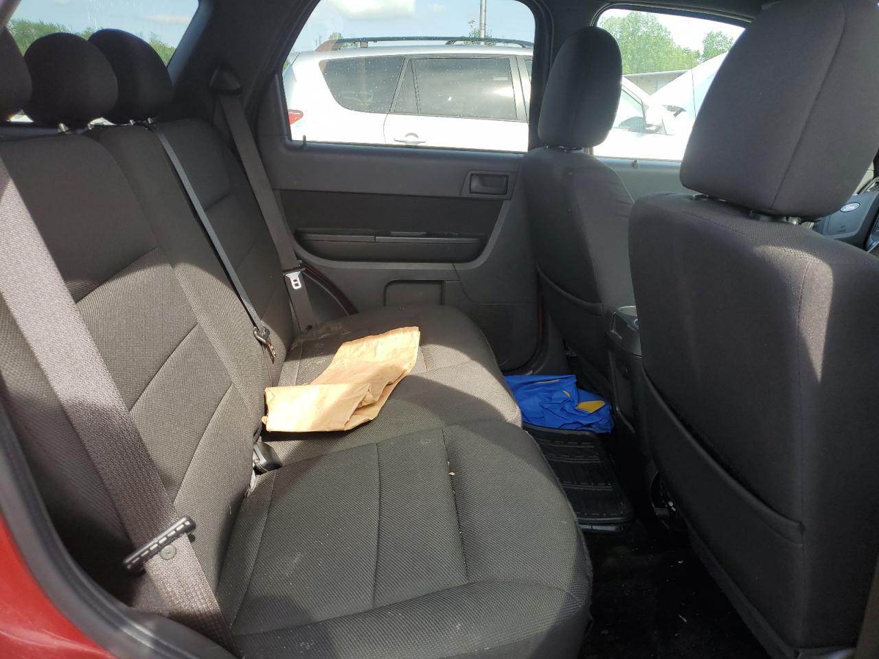 2009 FORD ESCAPE