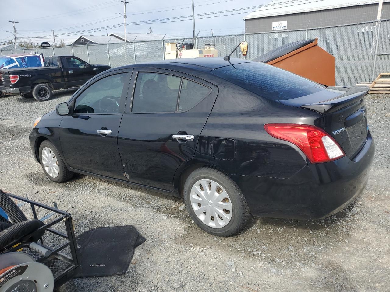 2013 NISSAN VERSA