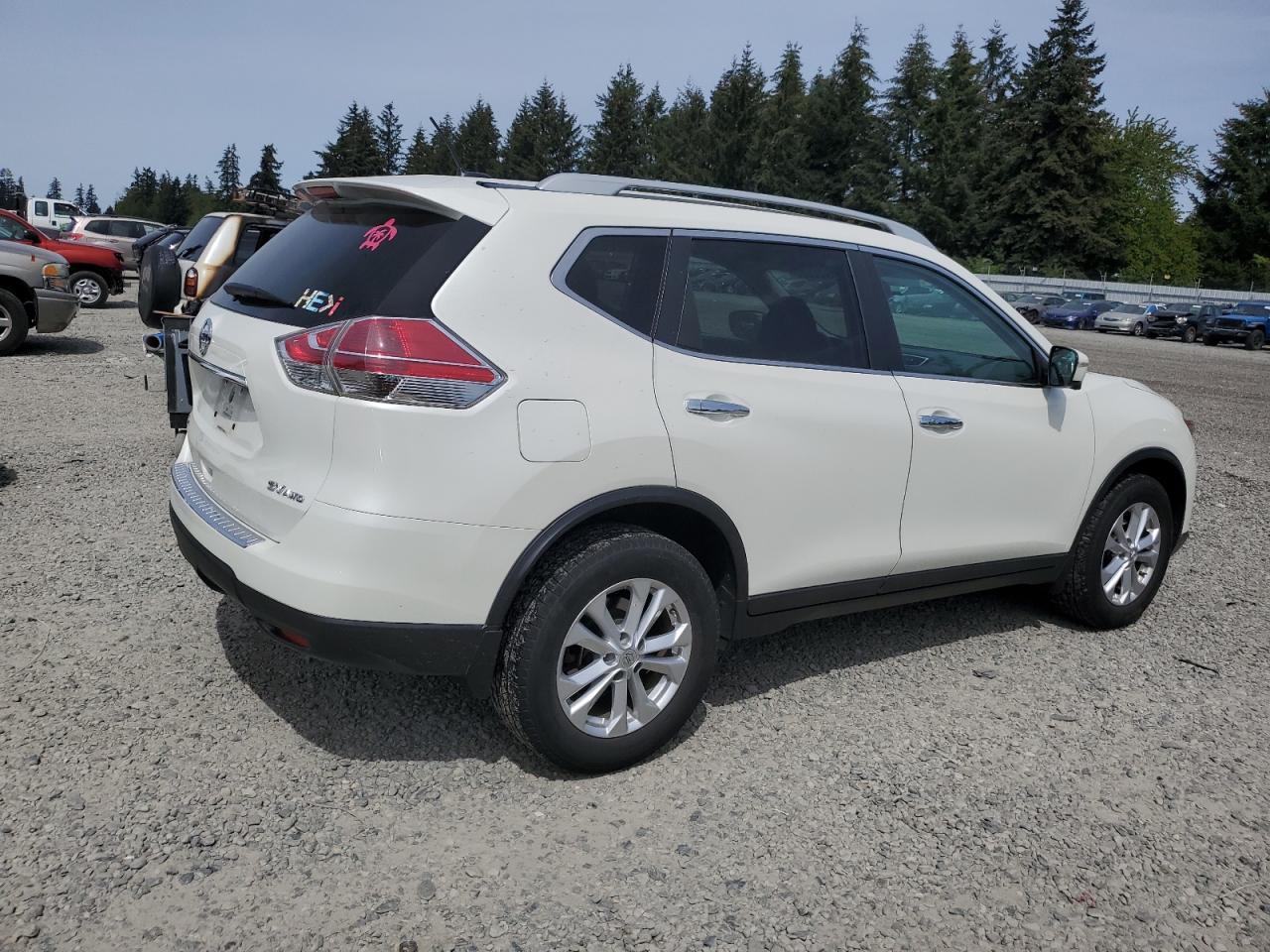 2015 NISSAN ROGUE