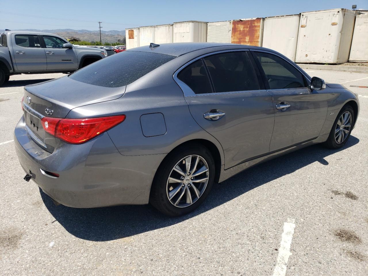 2017 INFINITI Q50