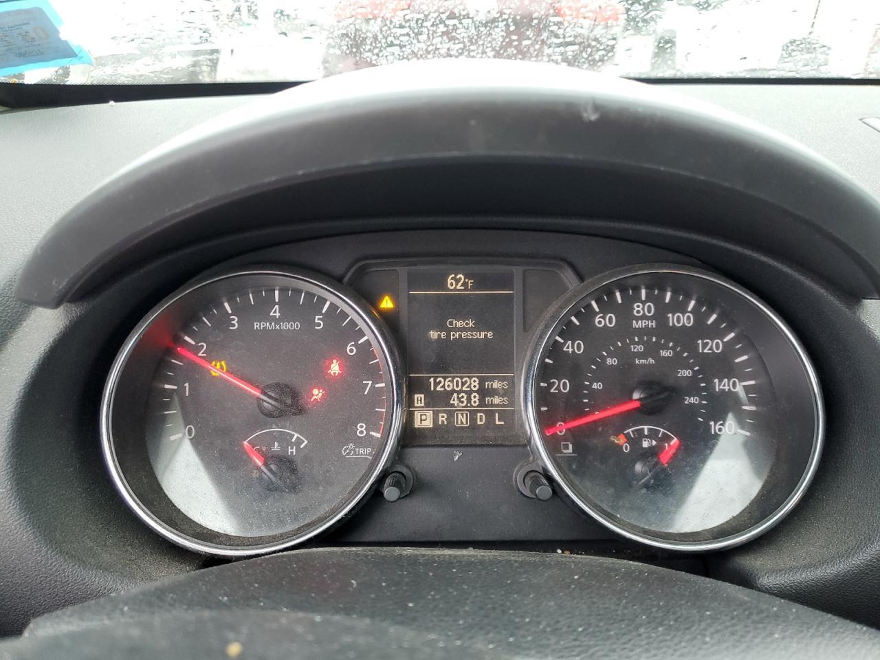 2014 NISSAN ROGUE