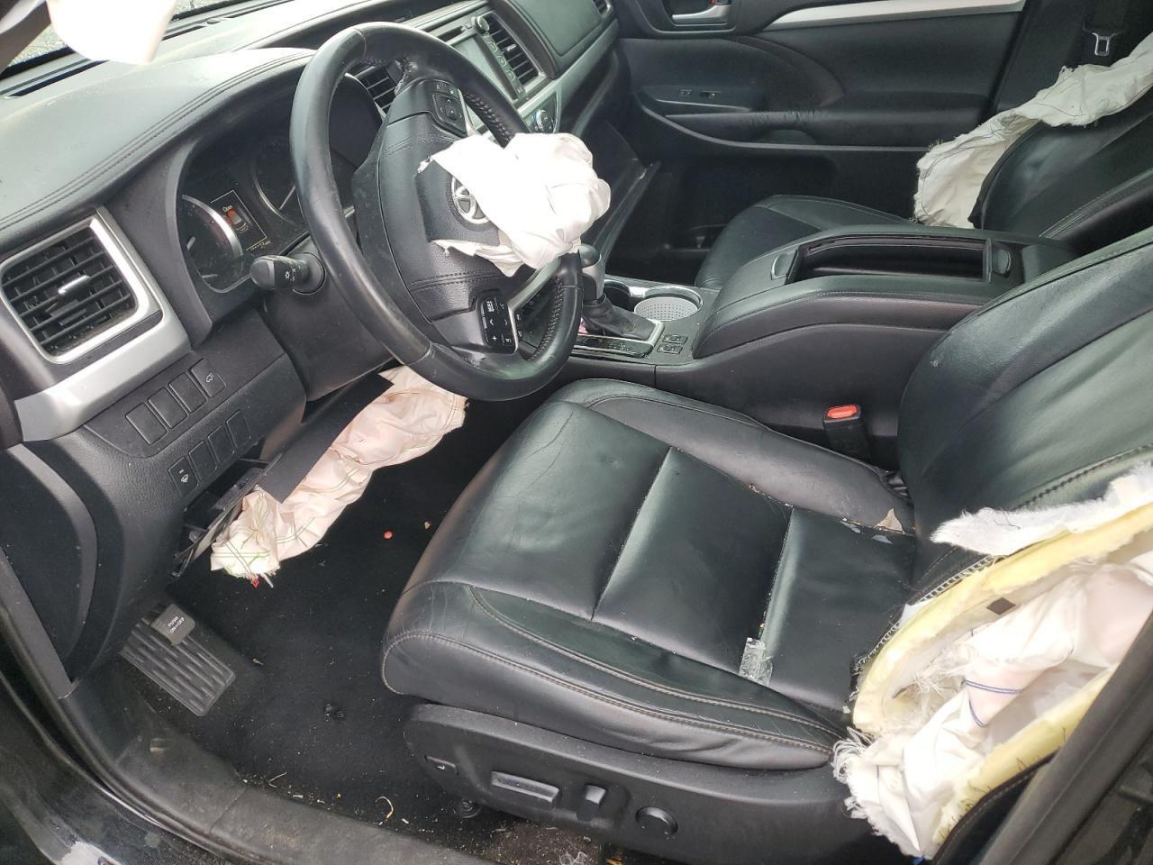 2015 TOYOTA HIGHLANDER