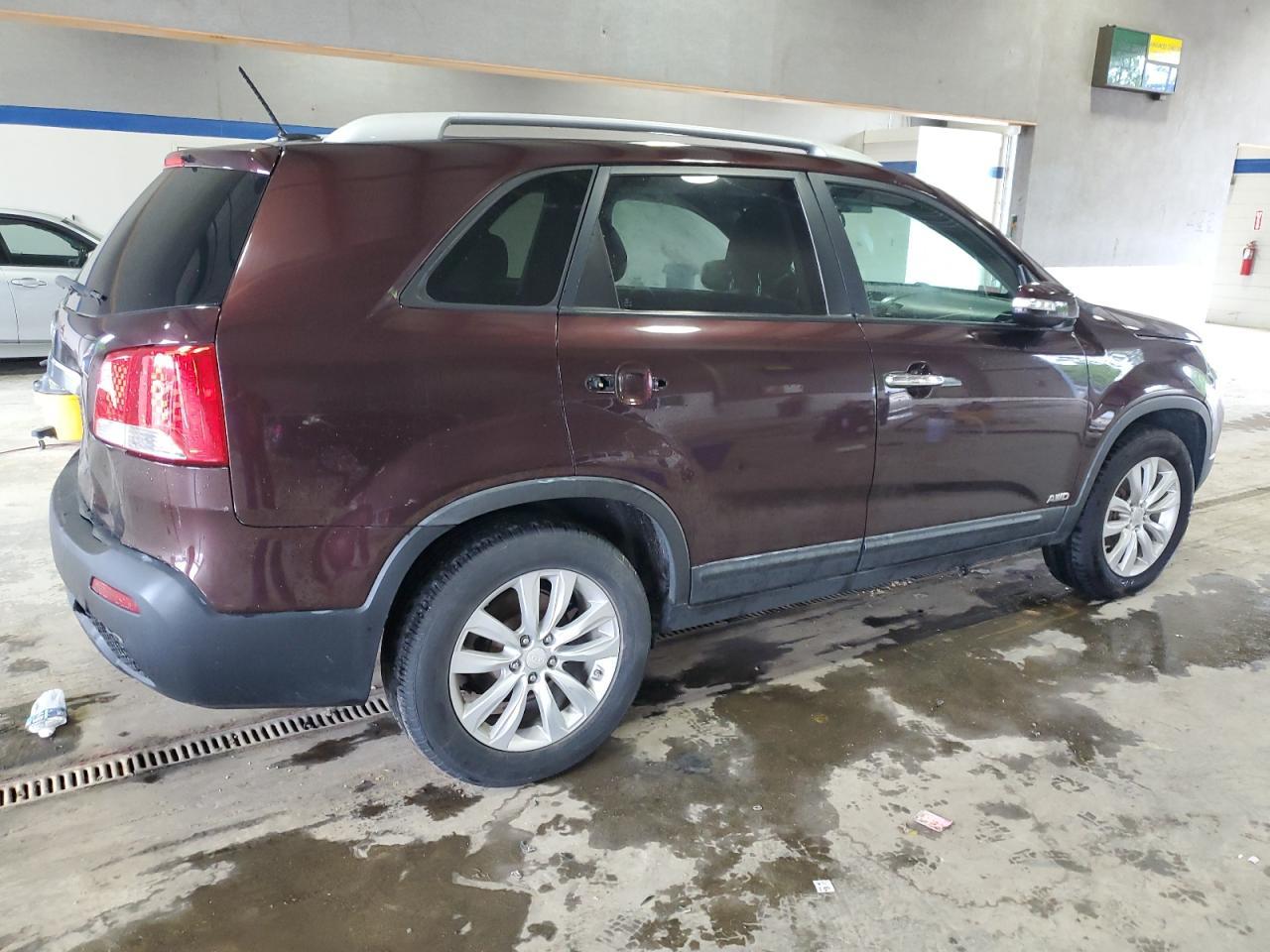 2011 KIA SORENTO
