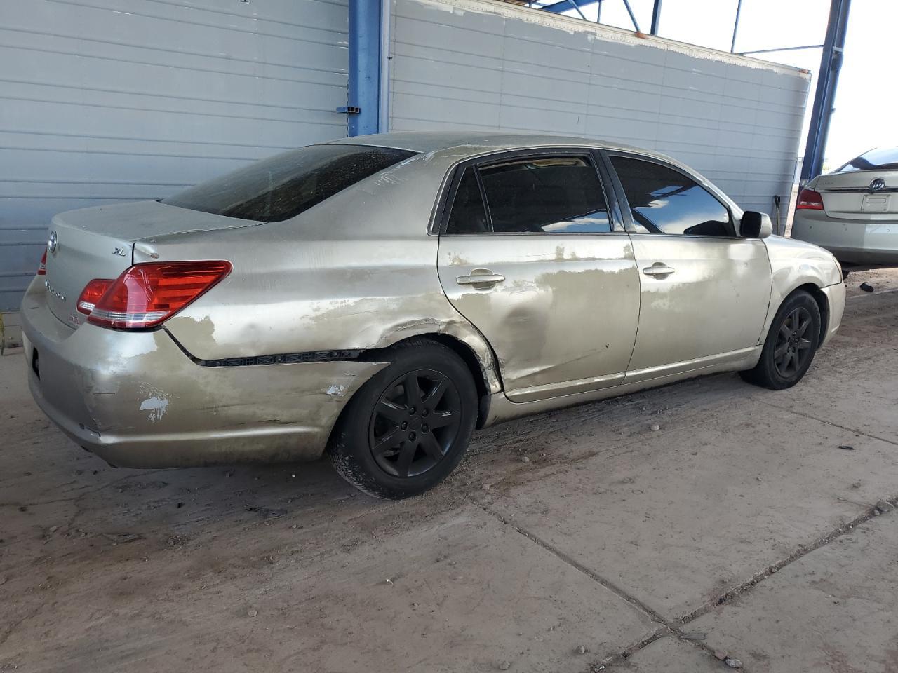 2006 TOYOTA Avalon