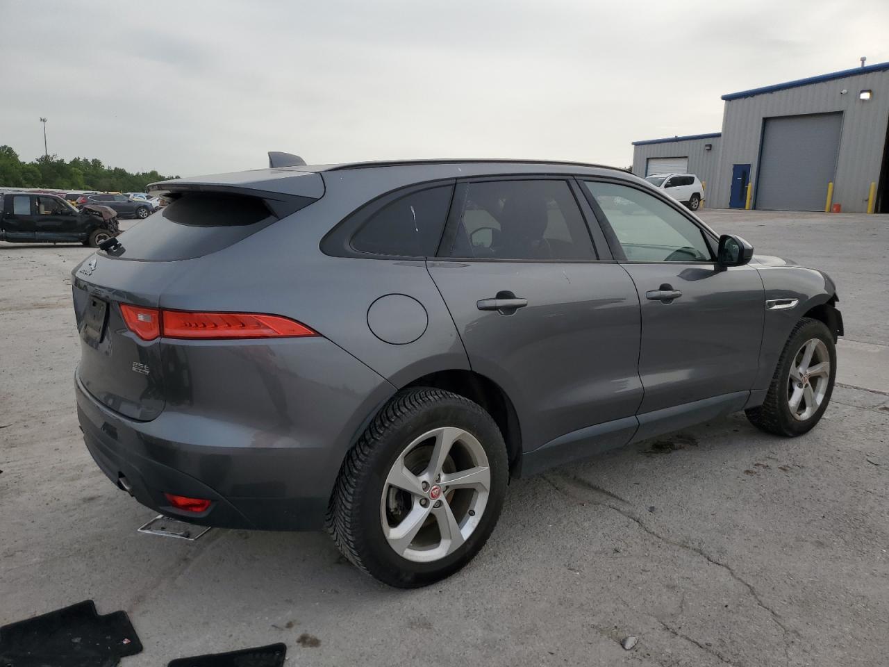 2018 JAGUAR F-Pace