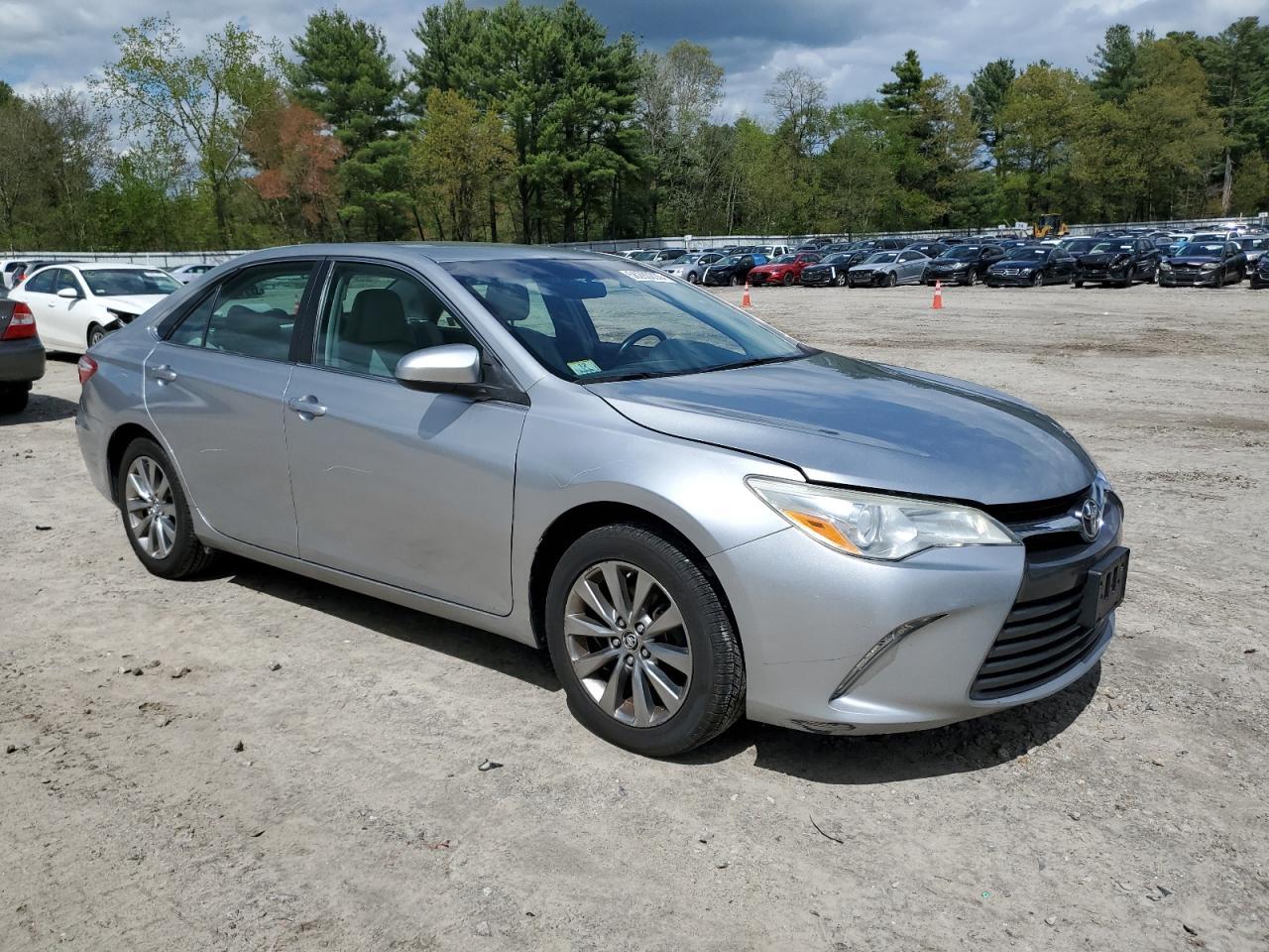 2015 TOYOTA CAMRY