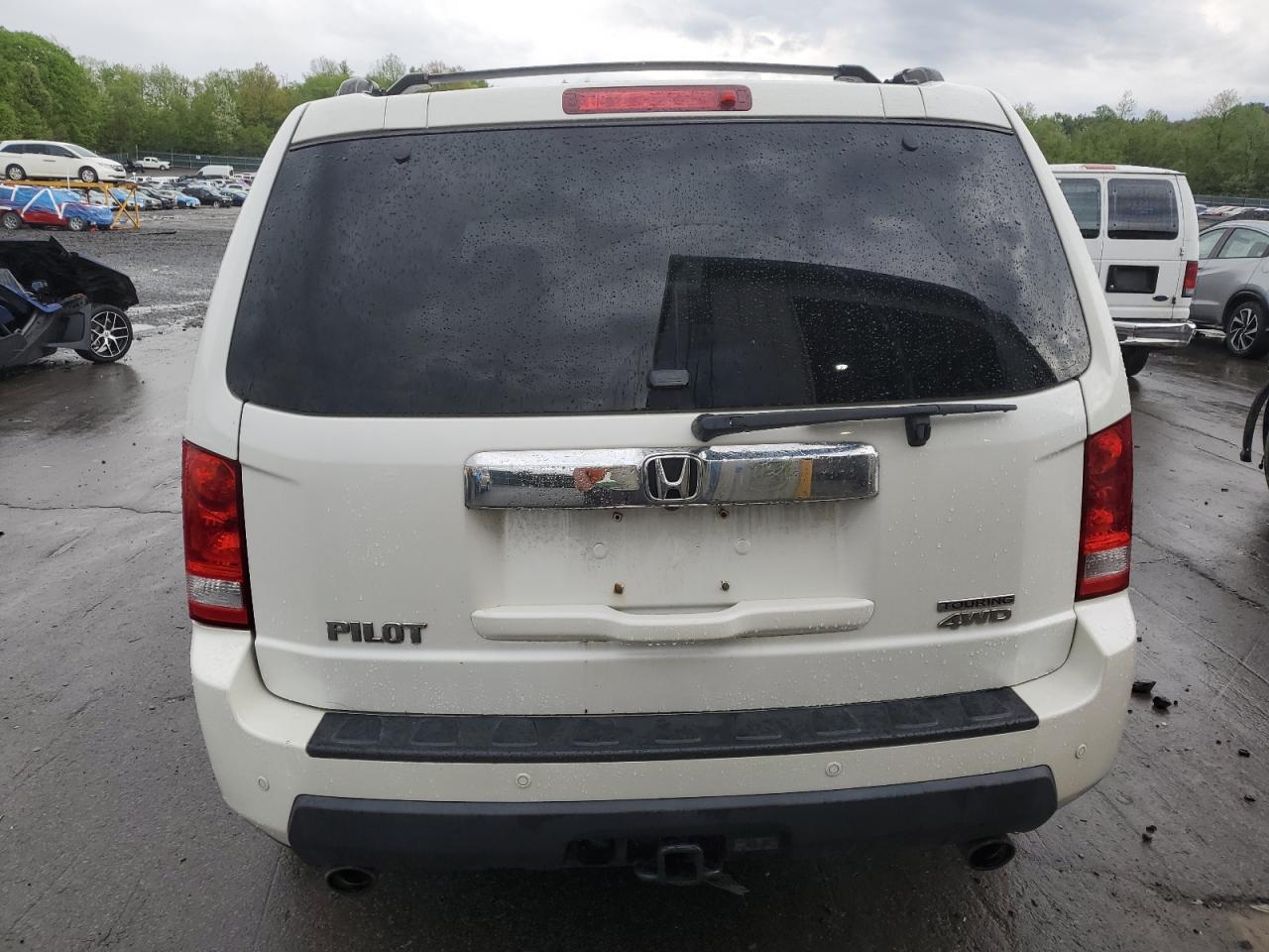 2011 HONDA PILOT