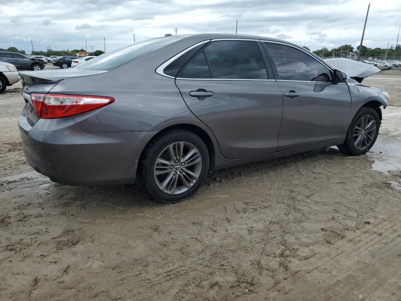 2015 TOYOTA CAMRY