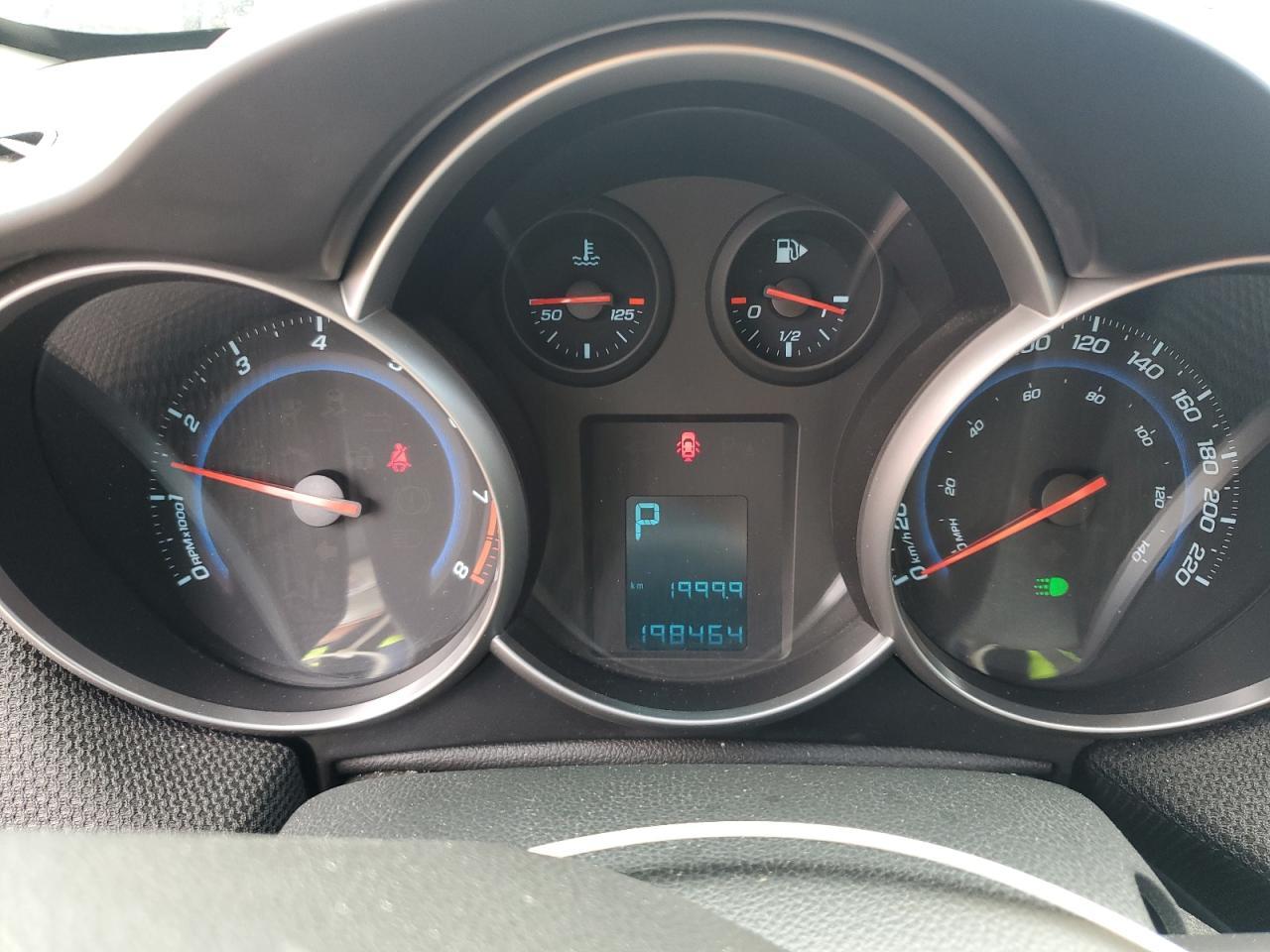 2011 CHEVROLET CRUZE