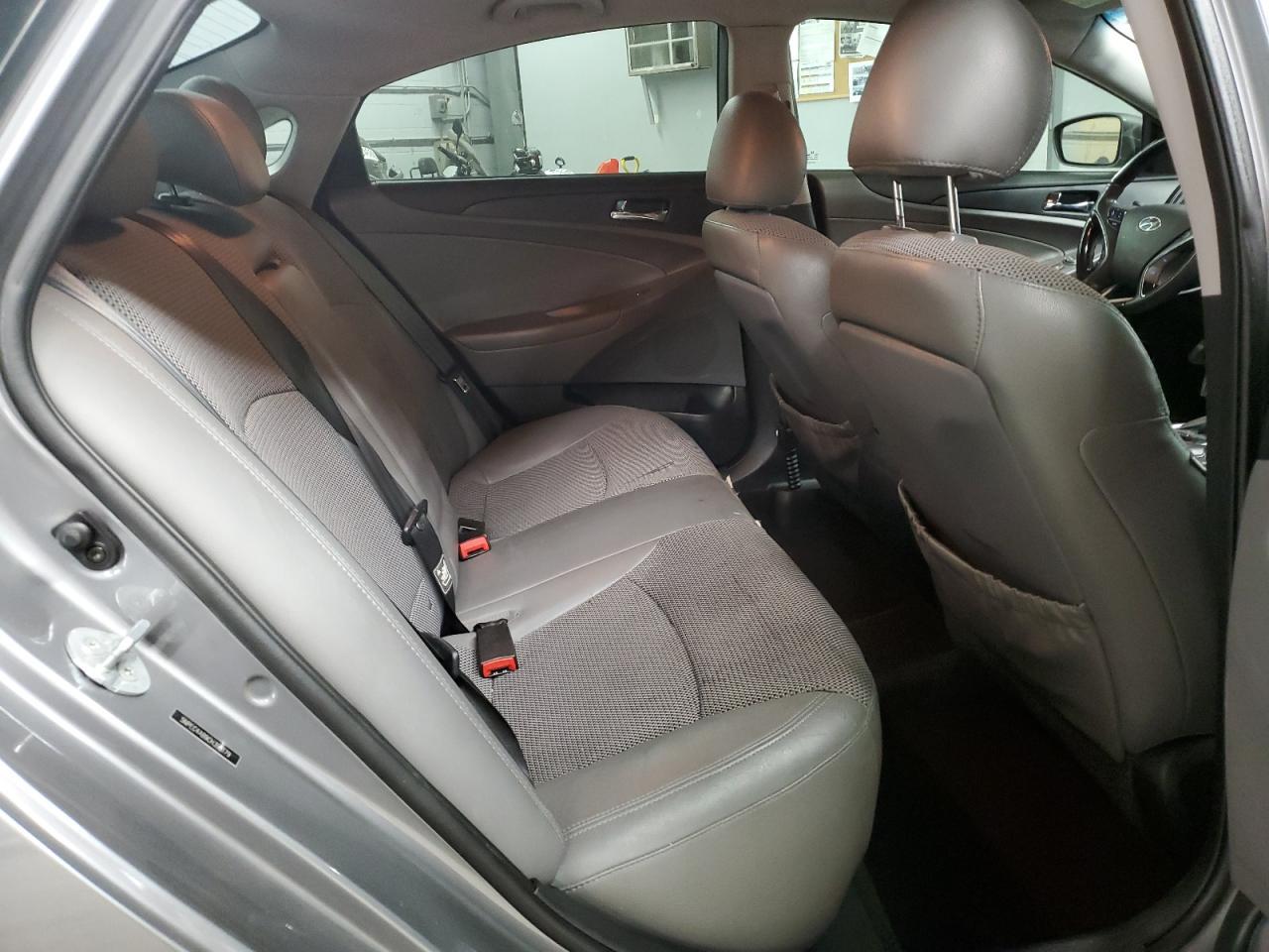 2012 HYUNDAI SONATA