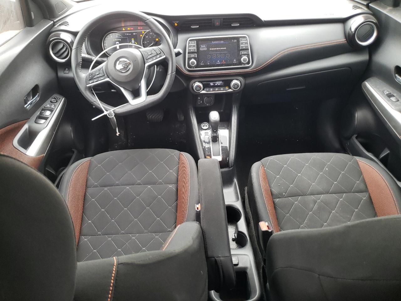 2019 NISSAN KICKS
