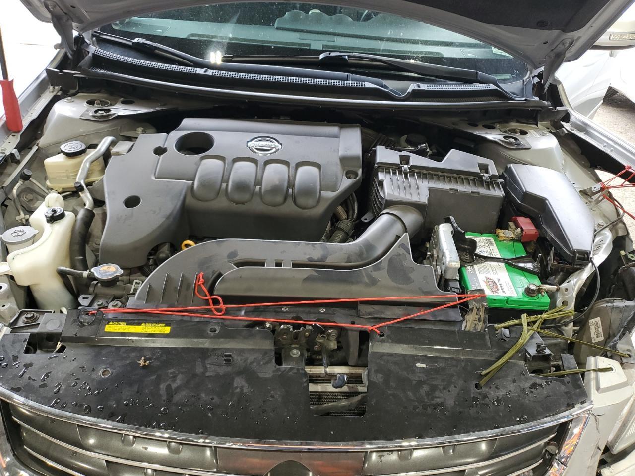 2010 NISSAN ALTIMA