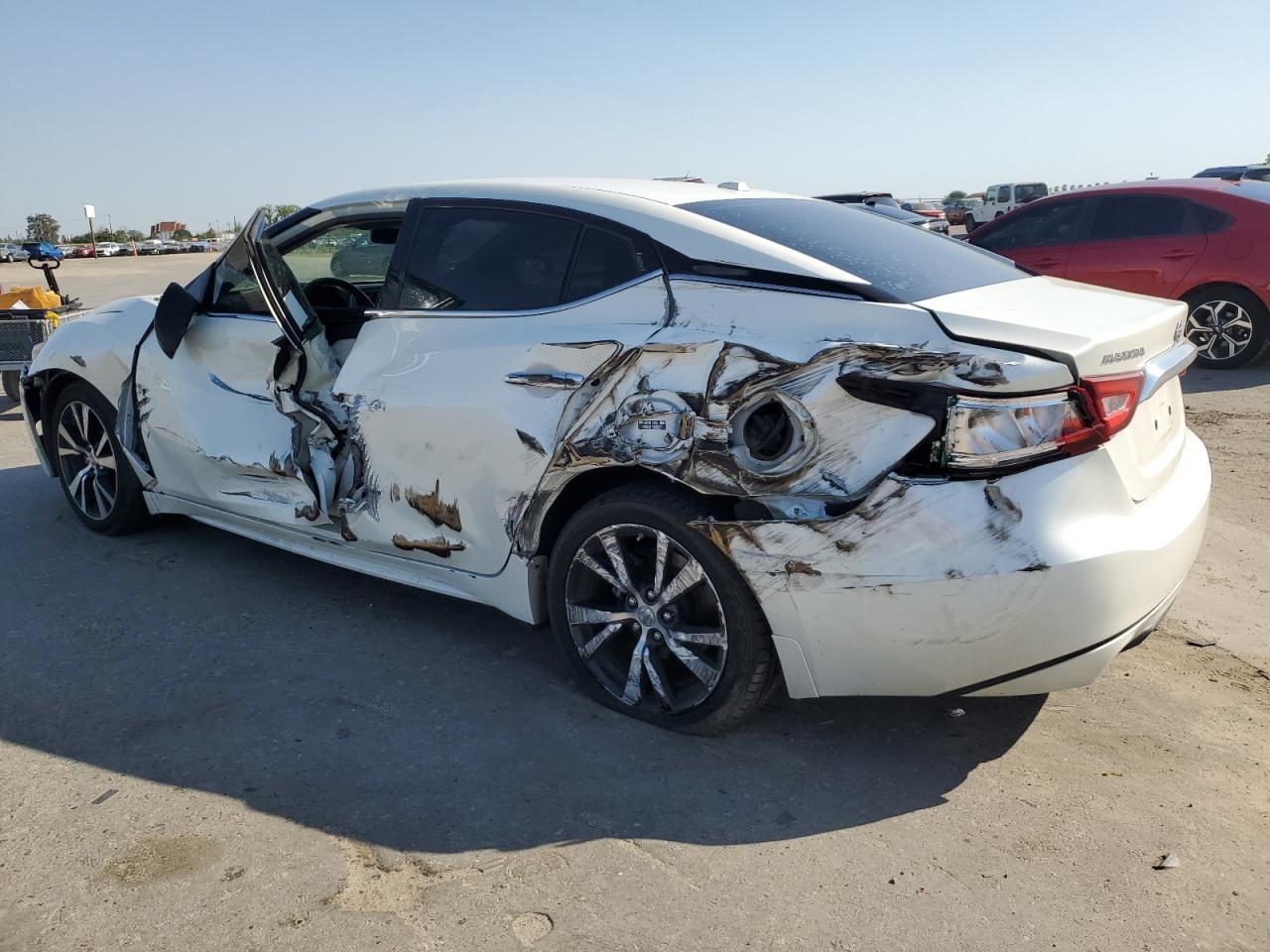 2017 NISSAN Maxima
