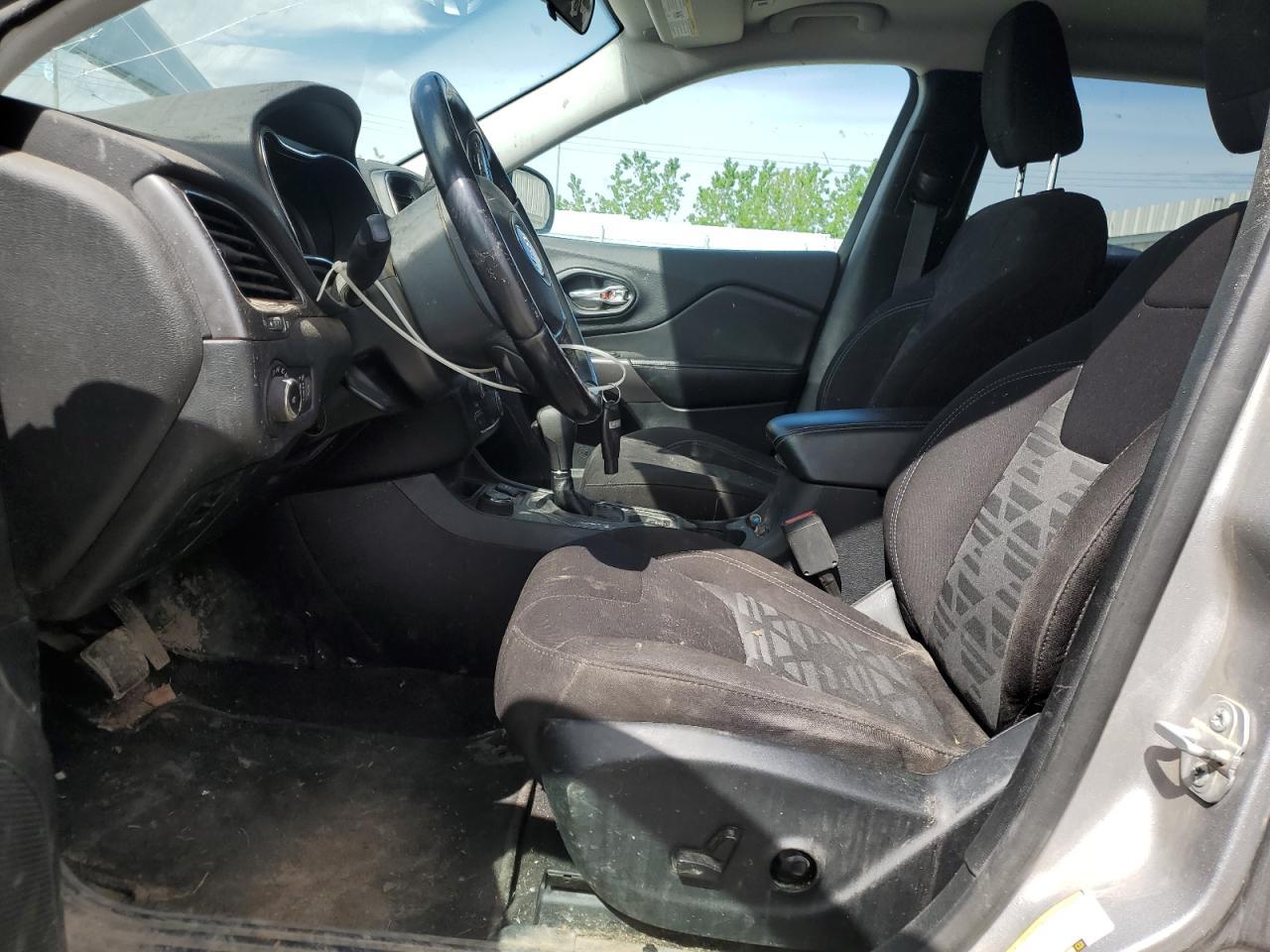 2019 JEEP CHEROKEE