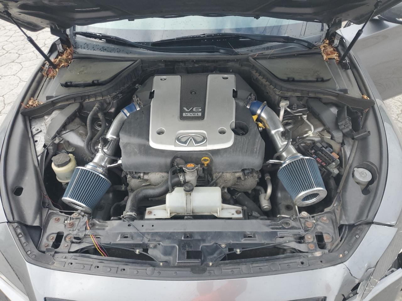2015 INFINITI Q50