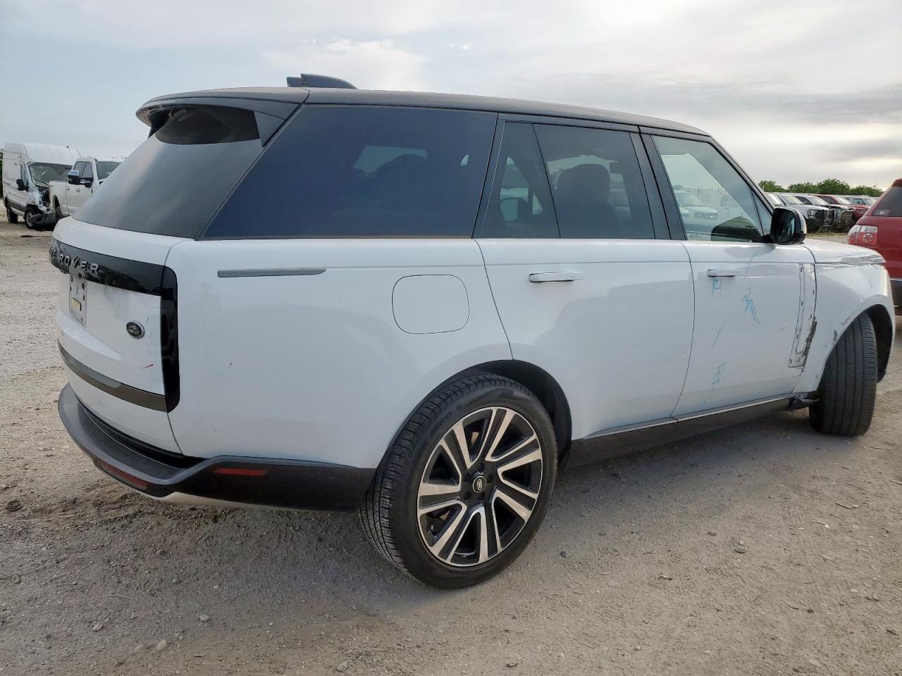 2023 LAND ROVER RANGE ROVER