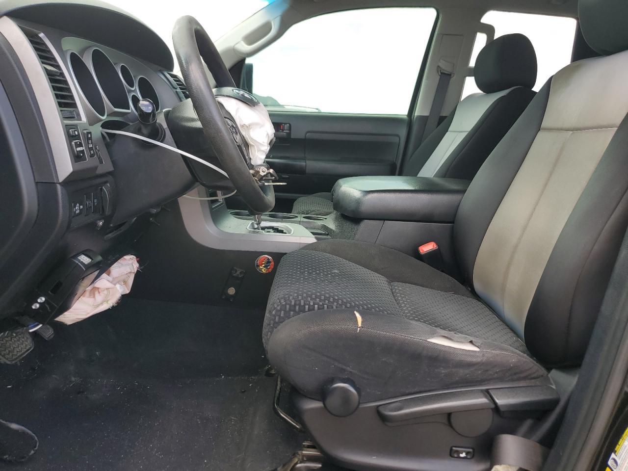 2011 TOYOTA TUNDRA