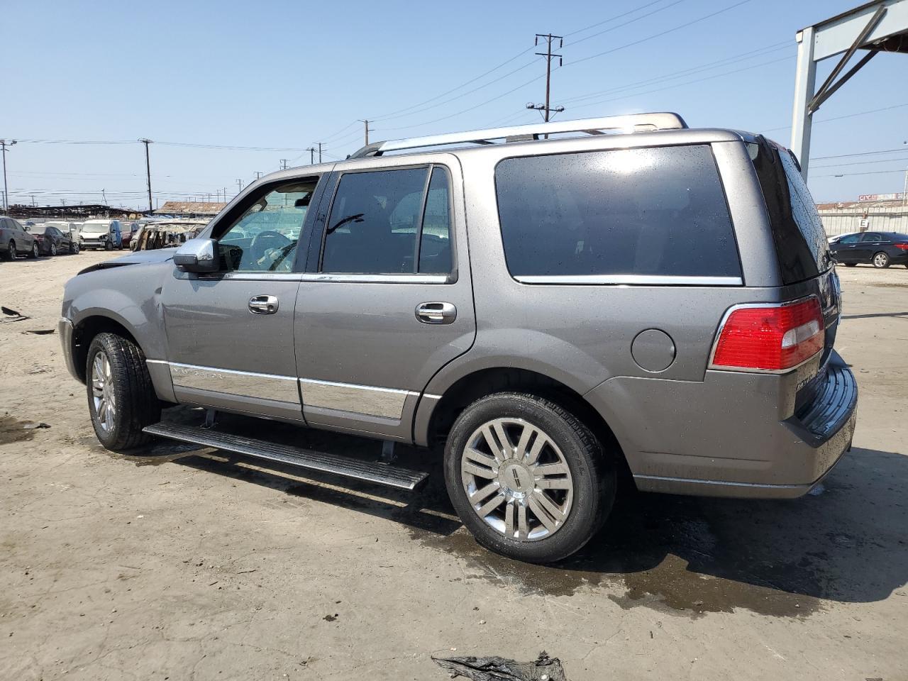 2010 LINCOLN Navigator