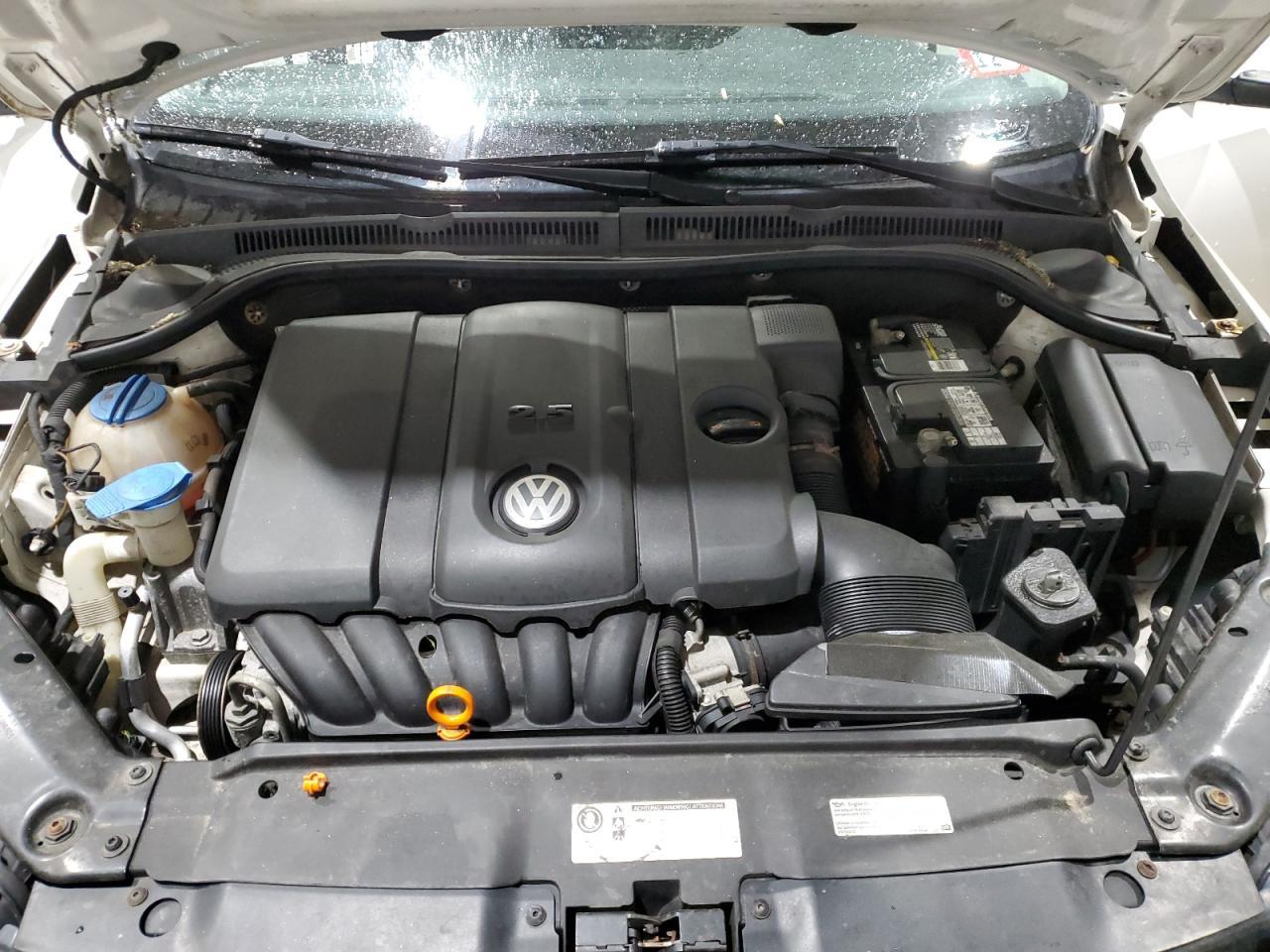2012 VOLKSWAGEN JETTA