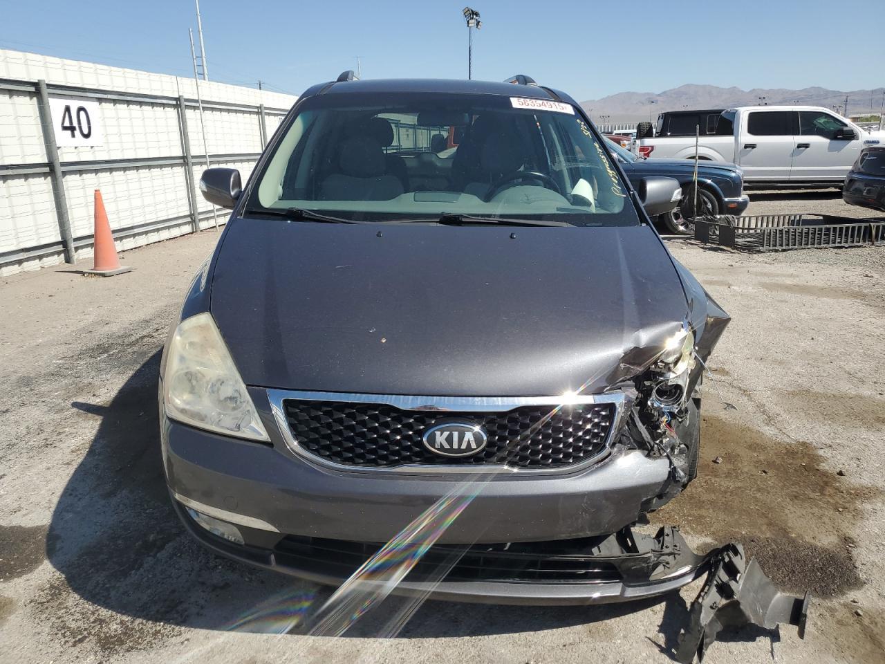 2014 KIA SEDONA