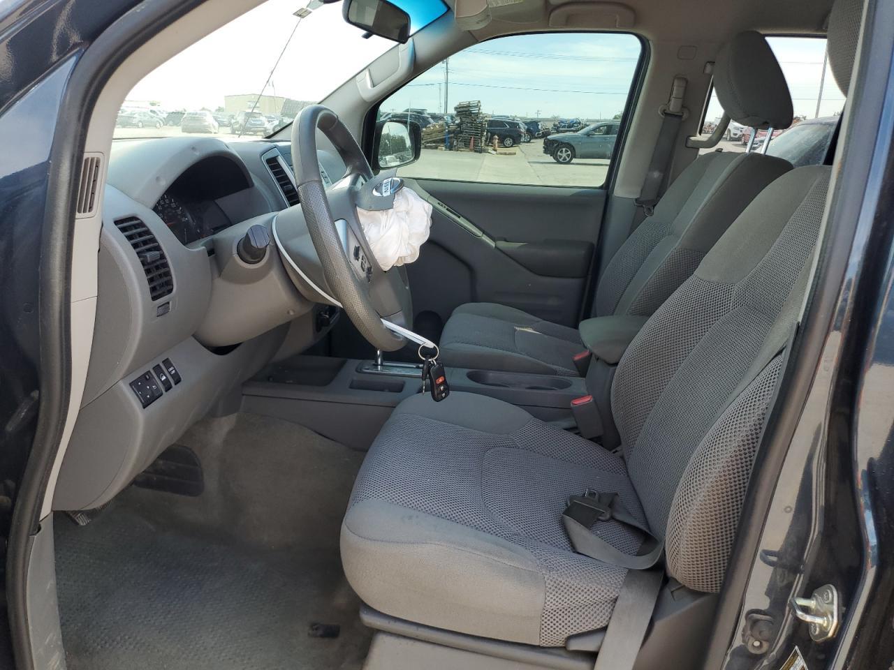 2017 NISSAN Frontier