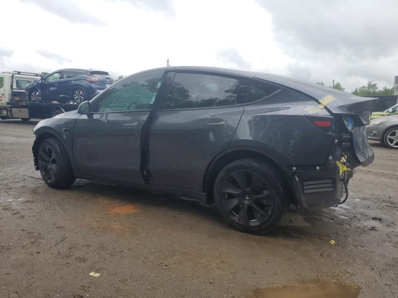 2024 TESLA MODEL Y