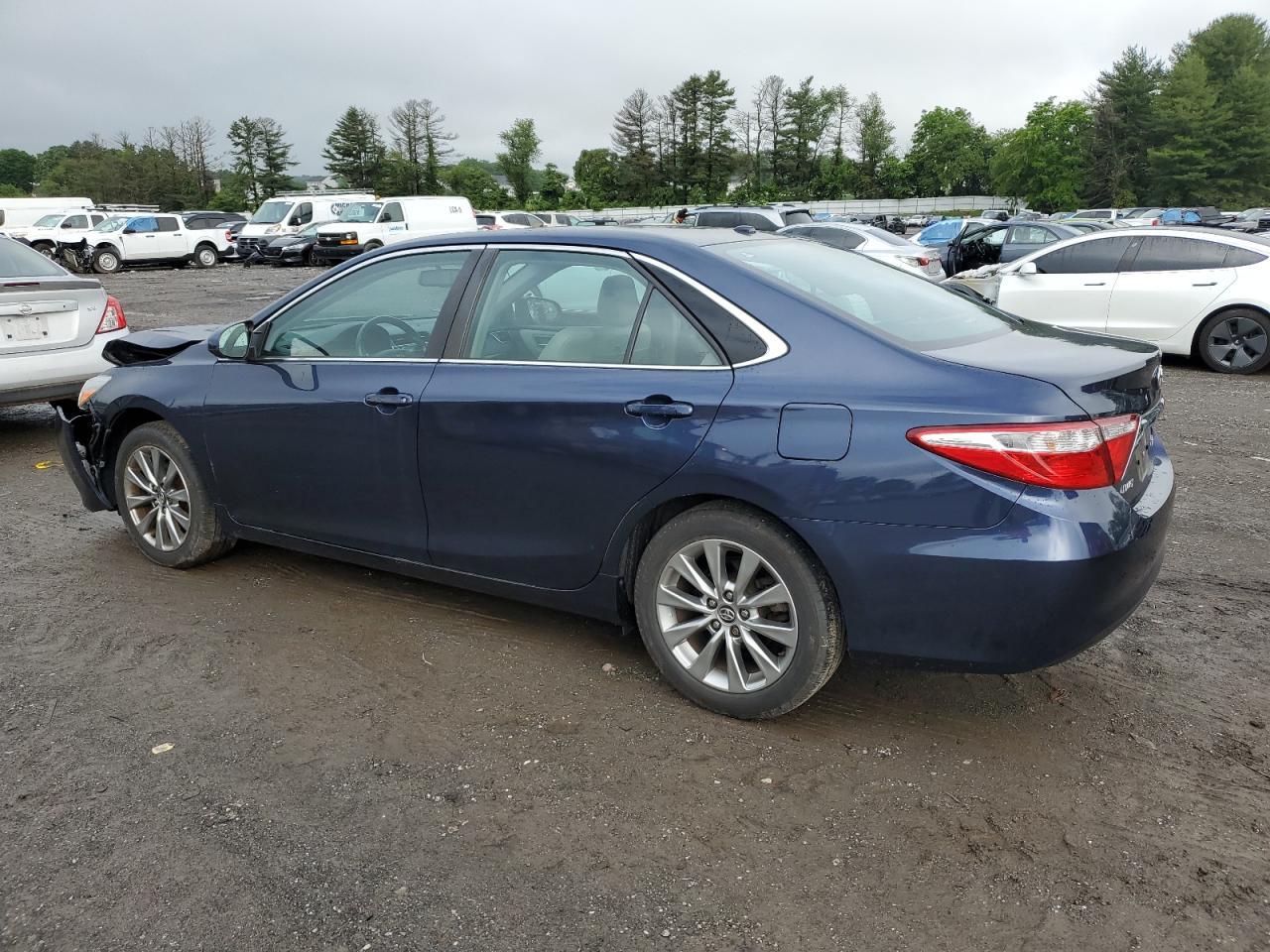 2016 TOYOTA CAMRY
