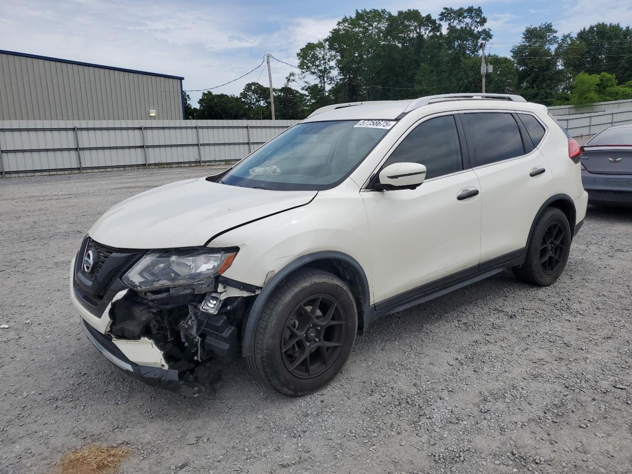 2017 NISSAN ROGUE