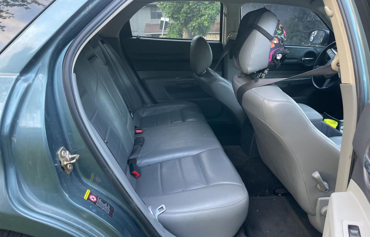 2005 DODGE MAGNUM
