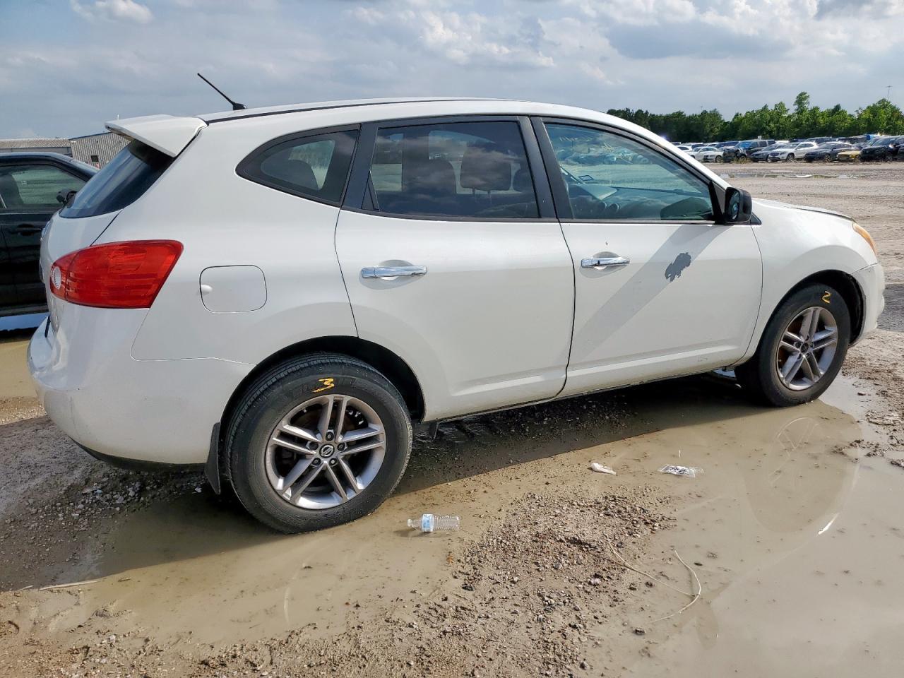 2011 NISSAN ROGUE