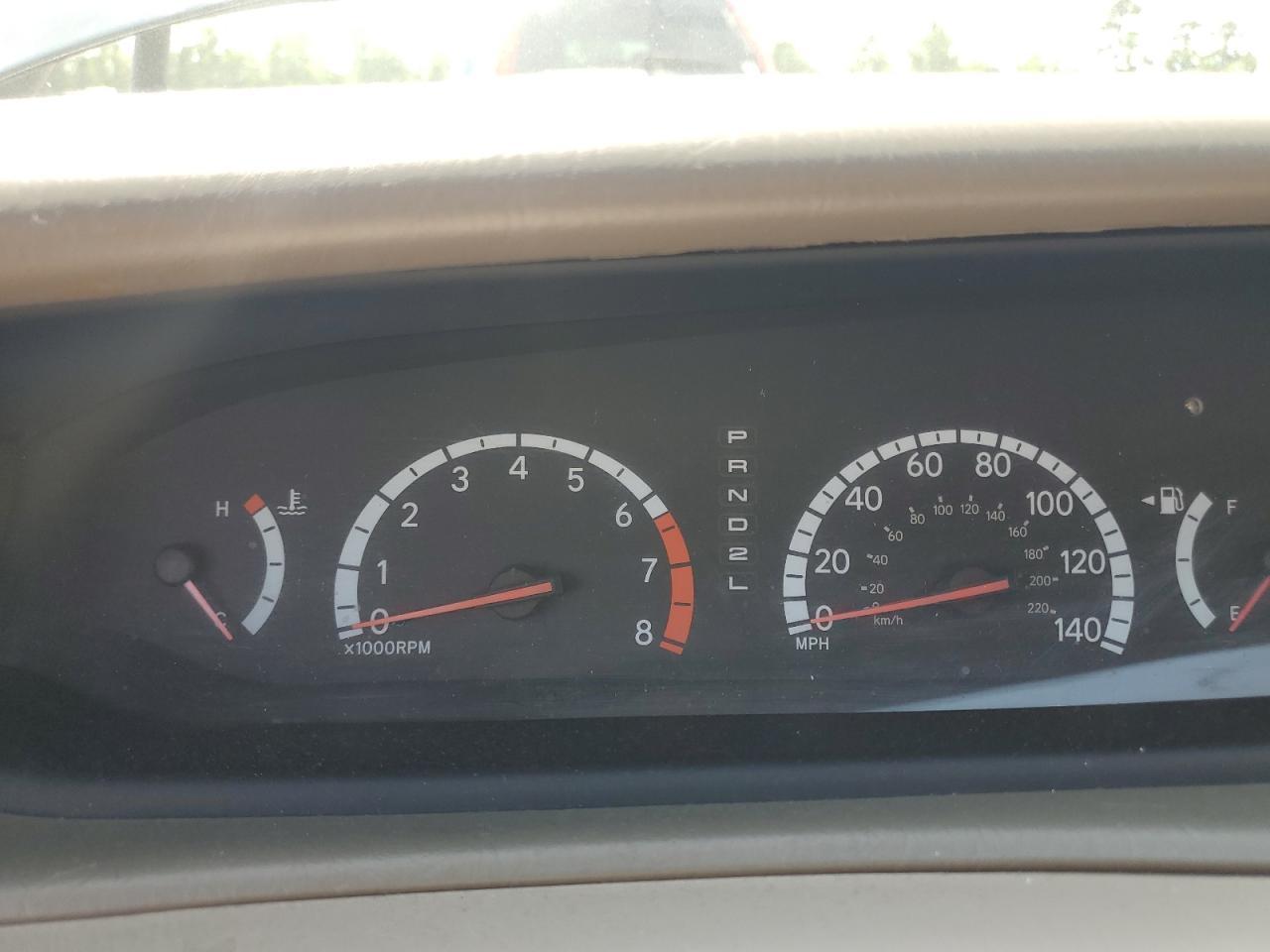 2002 TOYOTA Avalon