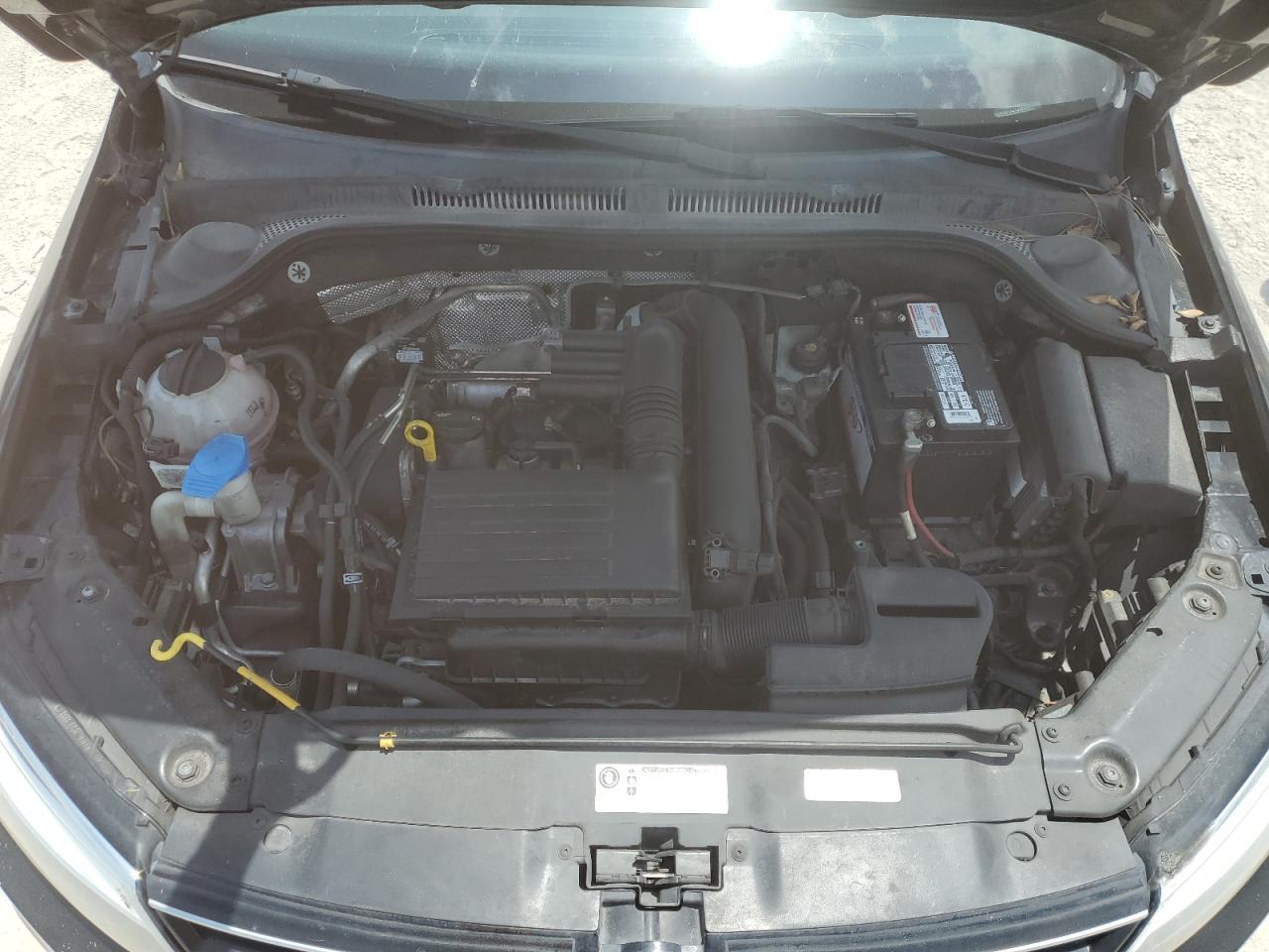 2016 VOLKSWAGEN JETTA