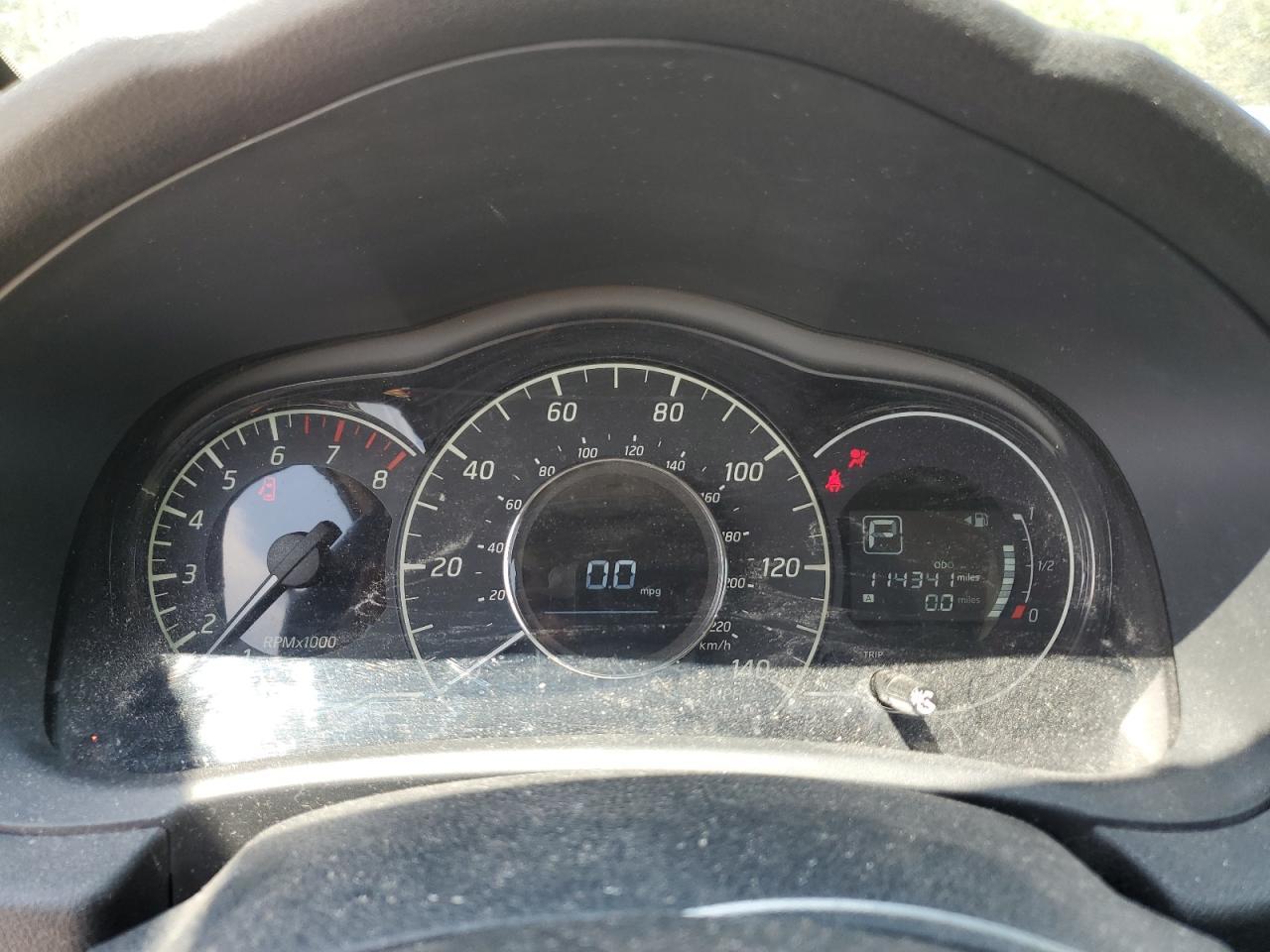 2017 NISSAN VERSA