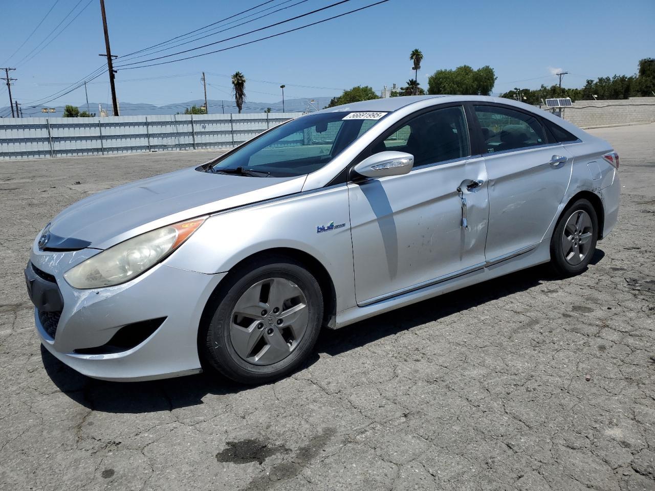 2011 HYUNDAI SONATA