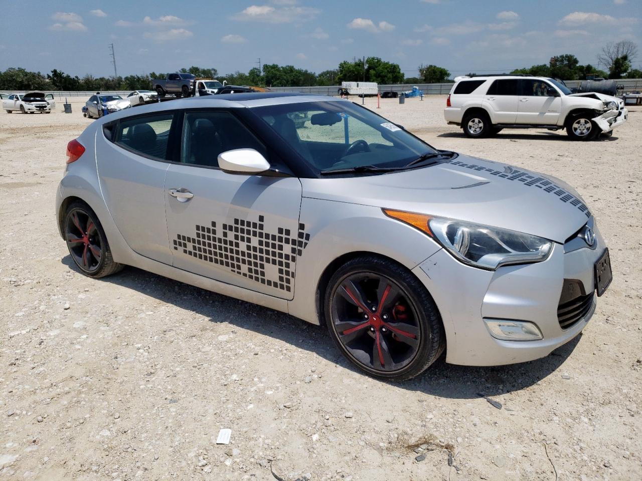 2013 HYUNDAI VELOSTER