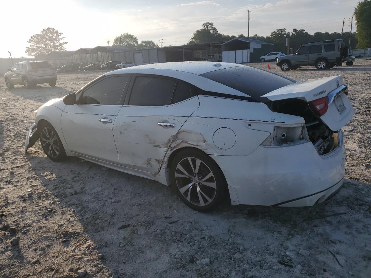 2017 NISSAN Maxima