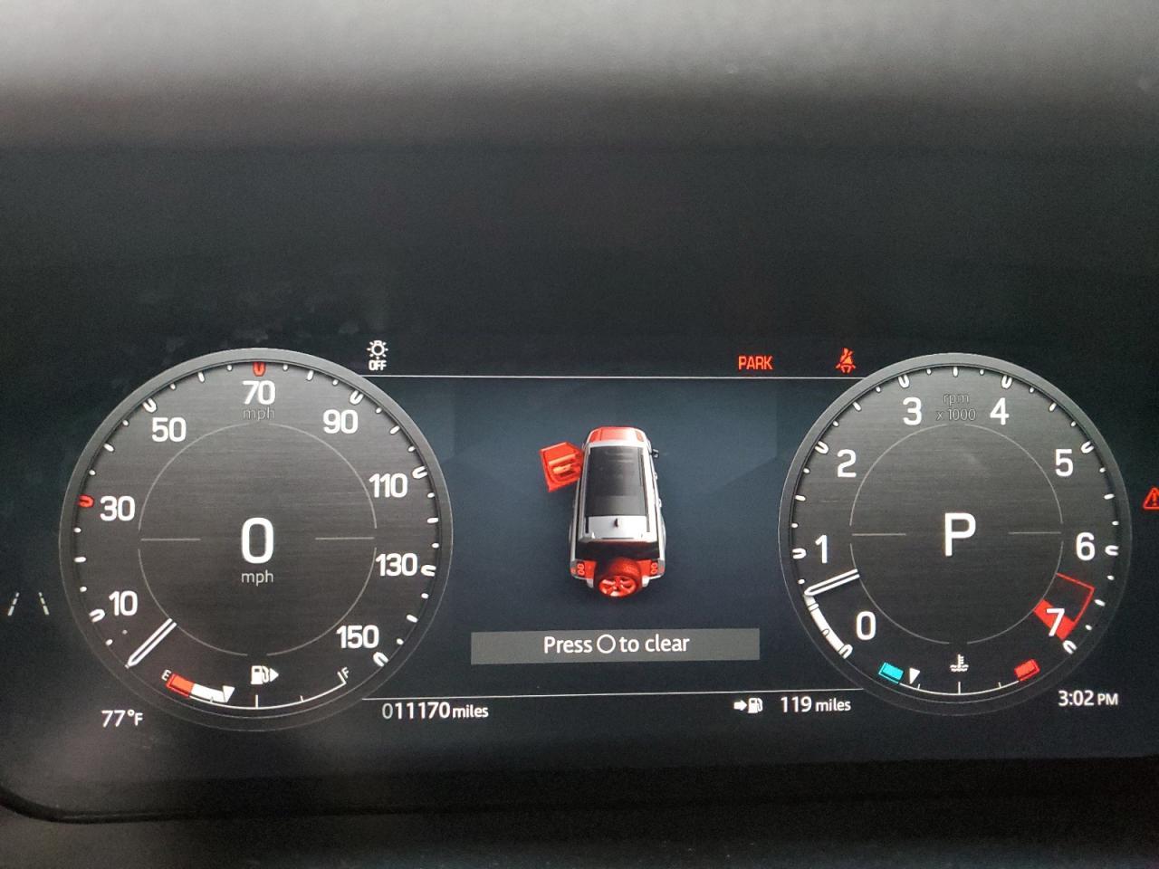 2024 LAND ROVER Defender