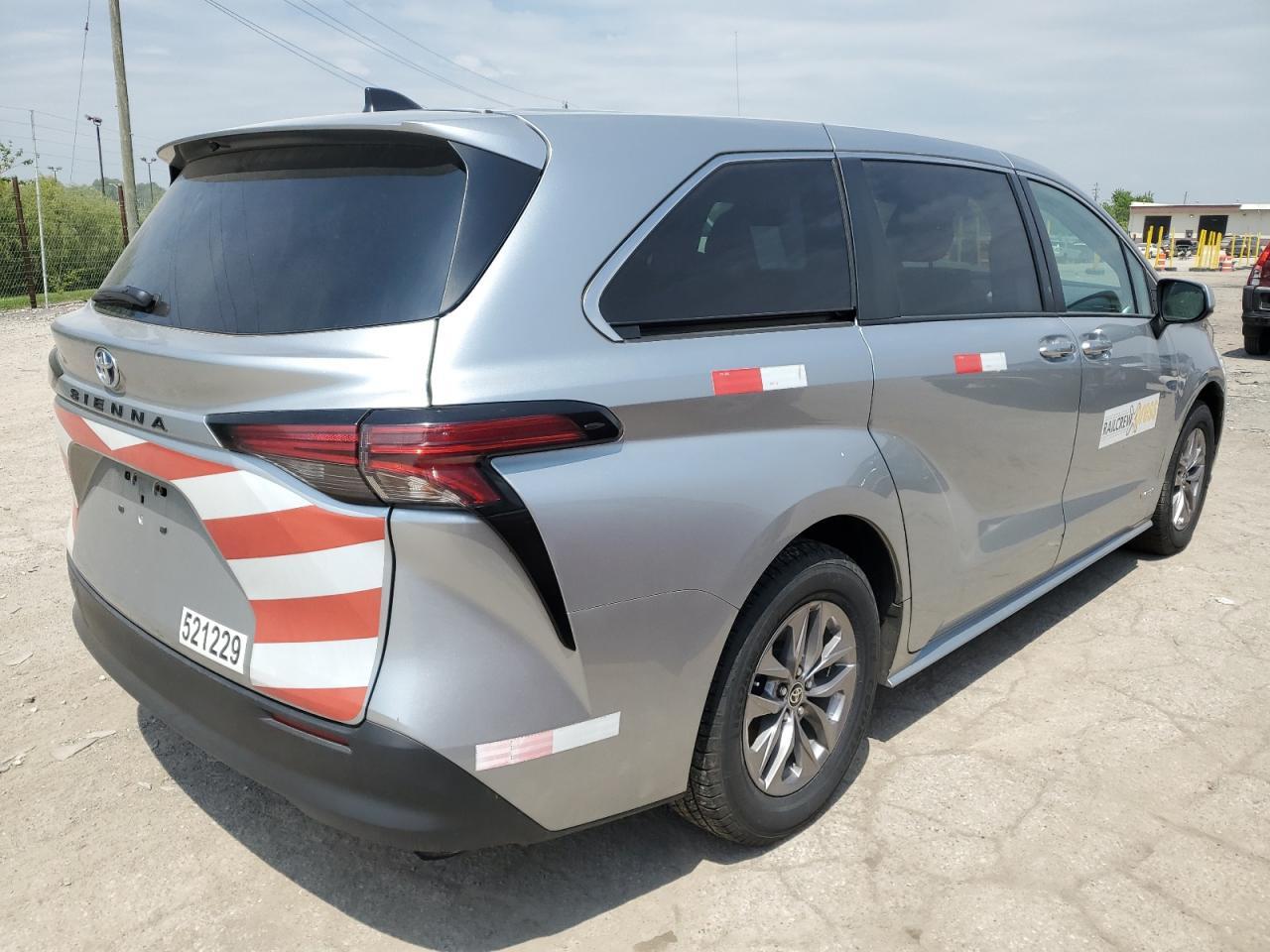 2021 TOYOTA SIENNA