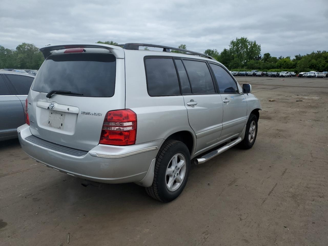 2002 TOYOTA HIGHLANDER