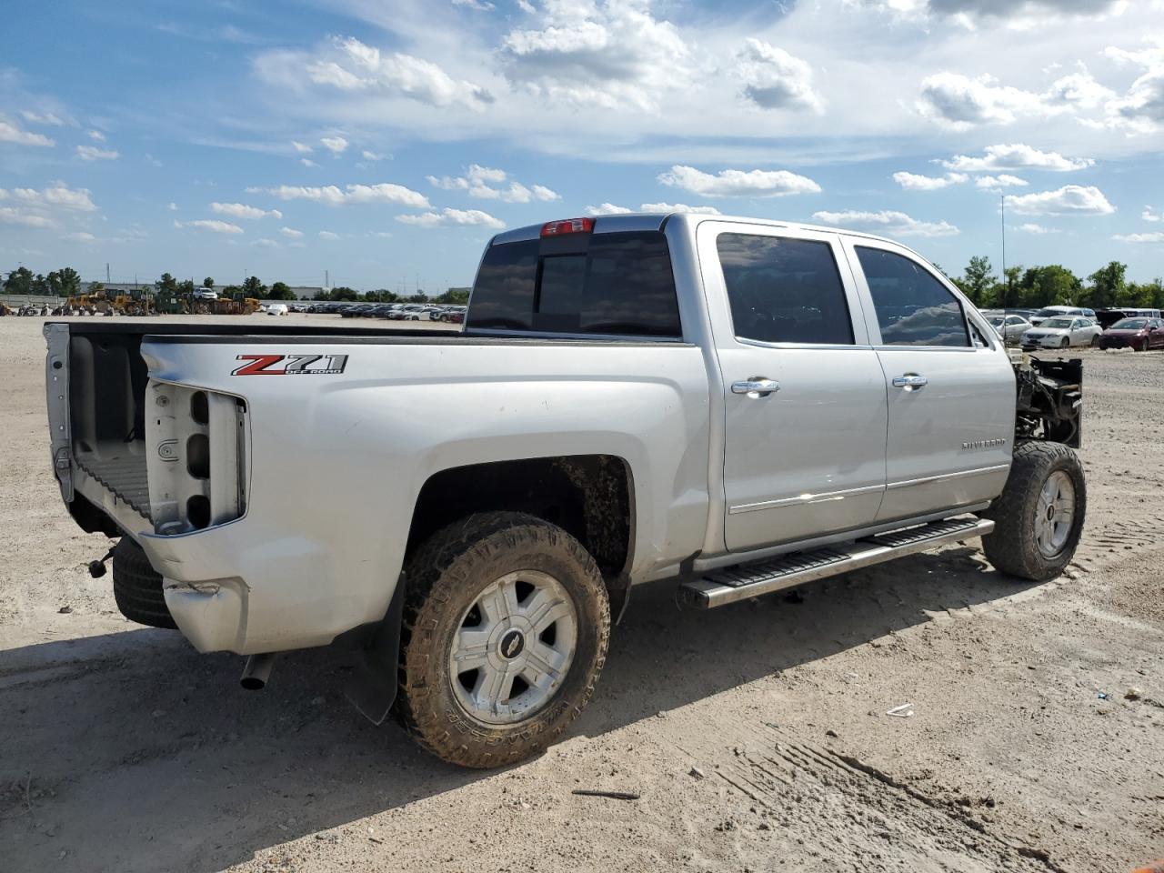 2018 CHEVROLET Silverado