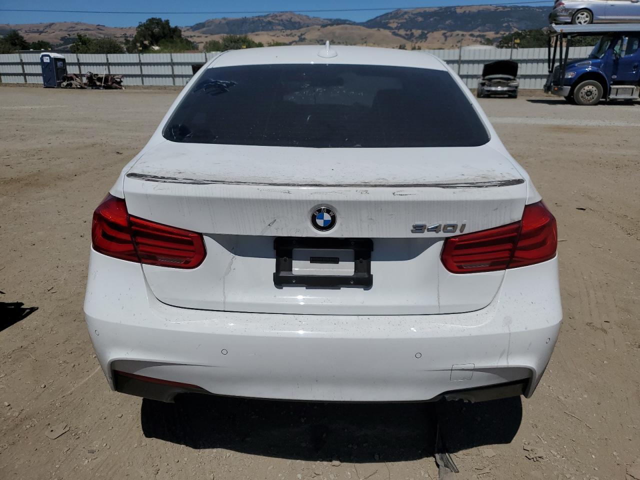 2017 BMW 3 SERIES