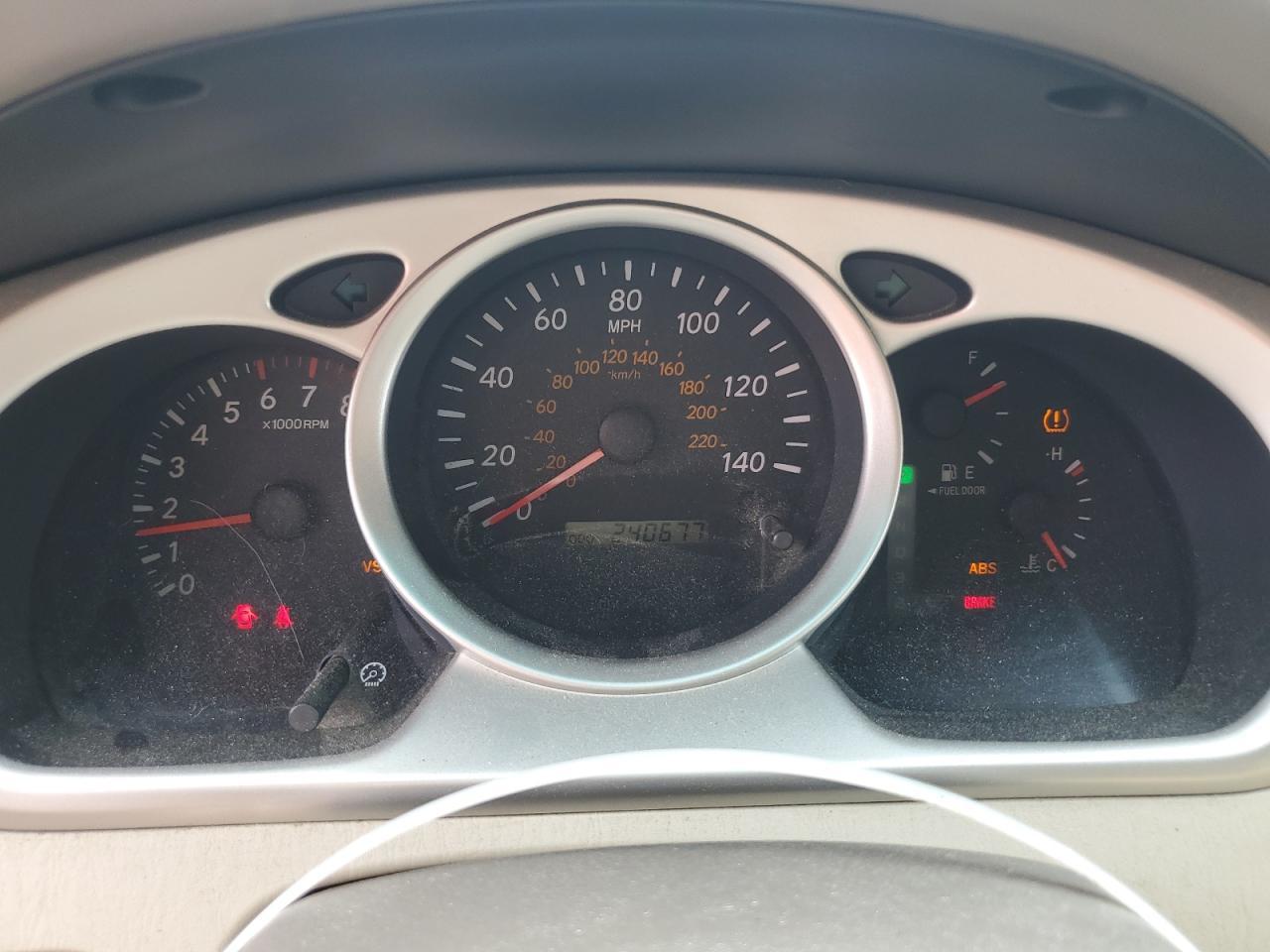 2006 TOYOTA HIGHLANDER