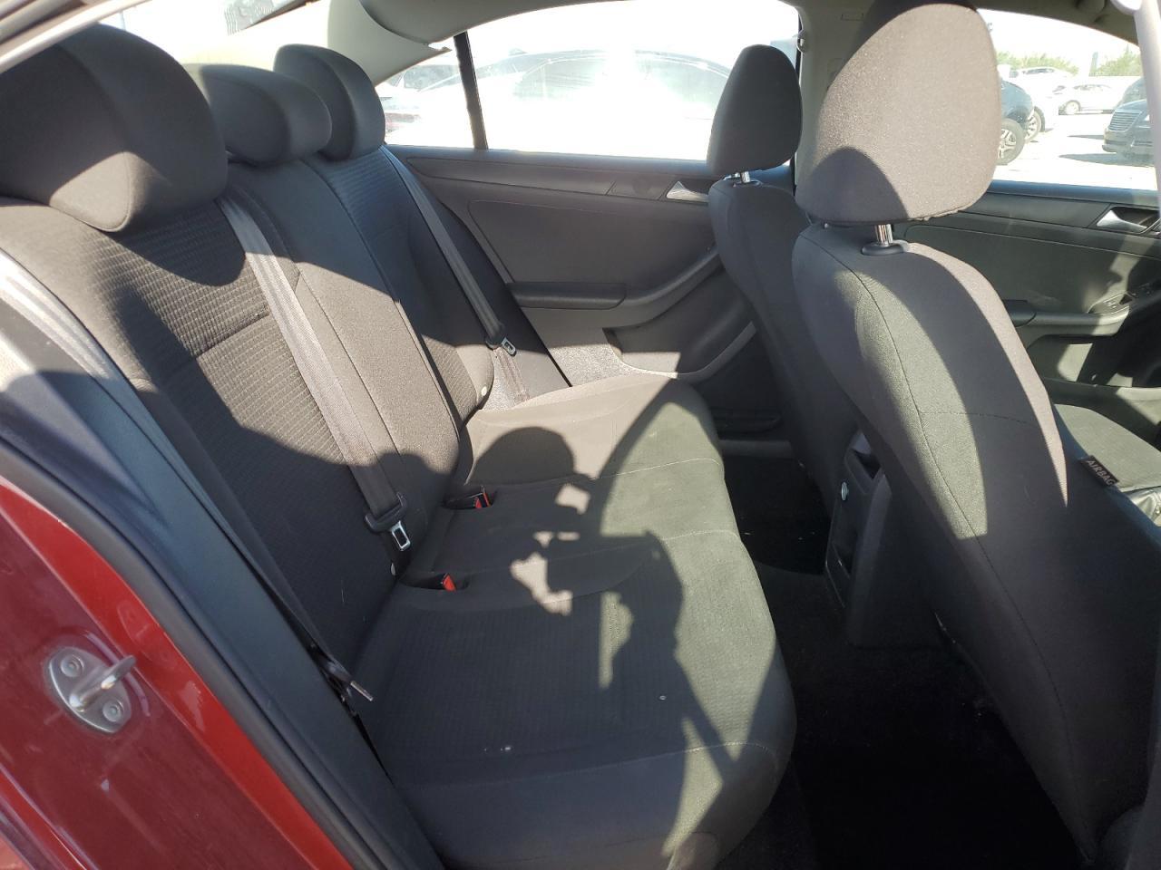 2016 VOLKSWAGEN JETTA