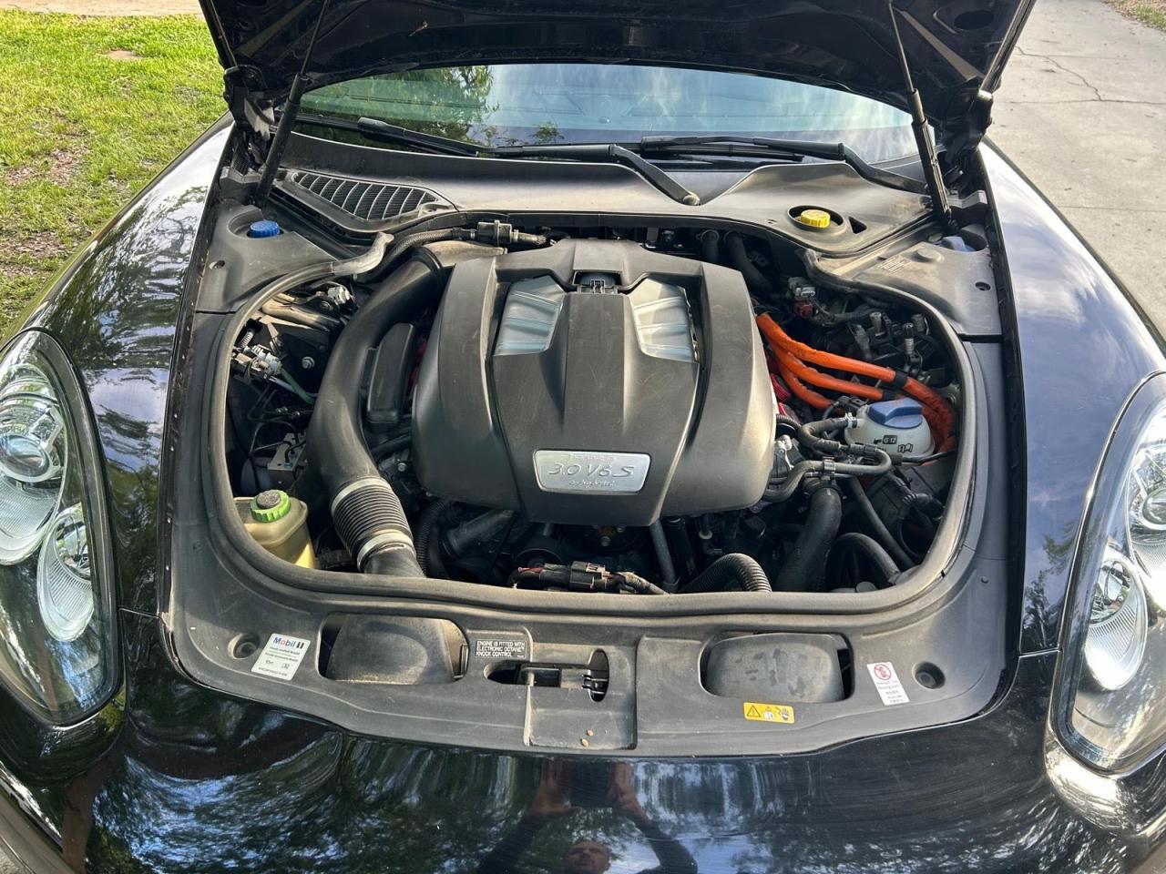 2014 PORSCHE Panamera