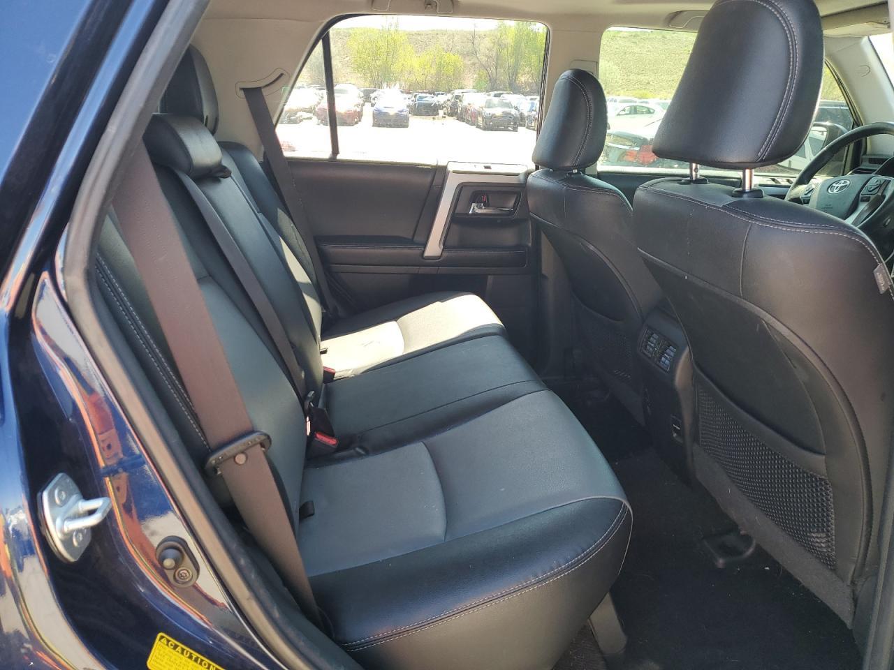 2016 TOYOTA 4Runner