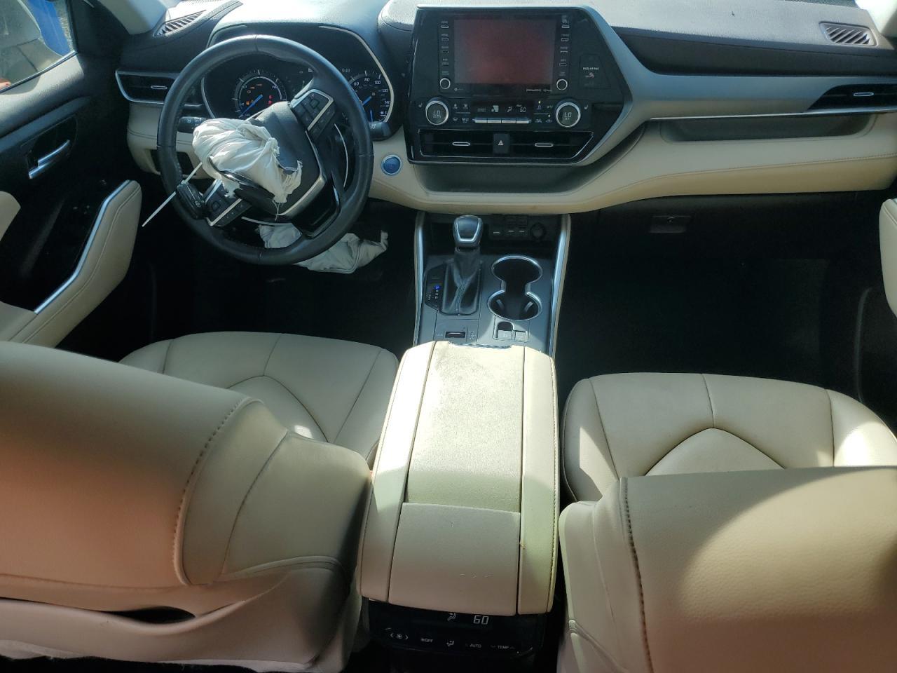 2021 TOYOTA HIGHLANDER