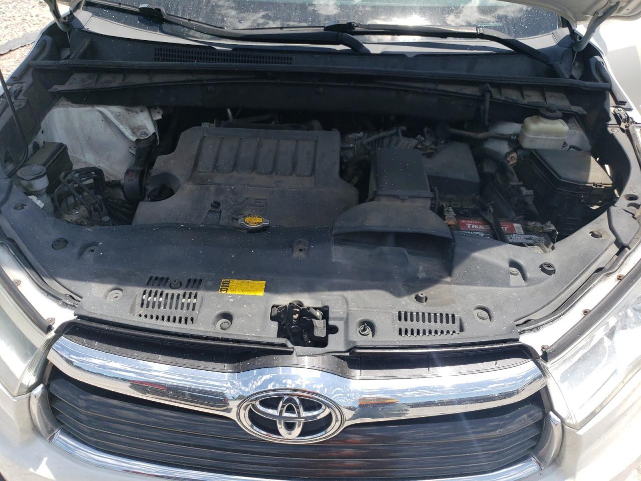 2015 TOYOTA HIGHLANDER