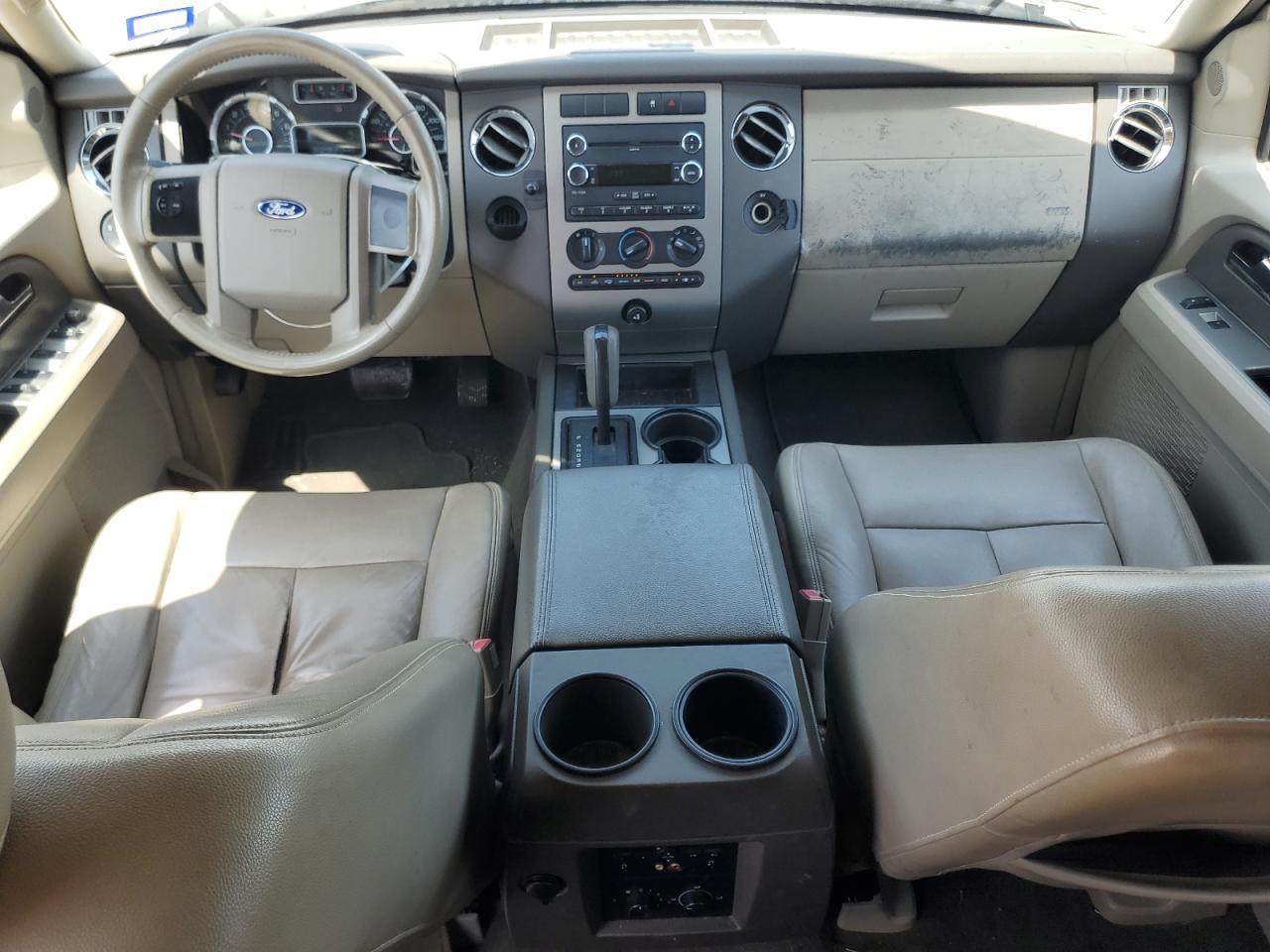 2010 FORD Expedition